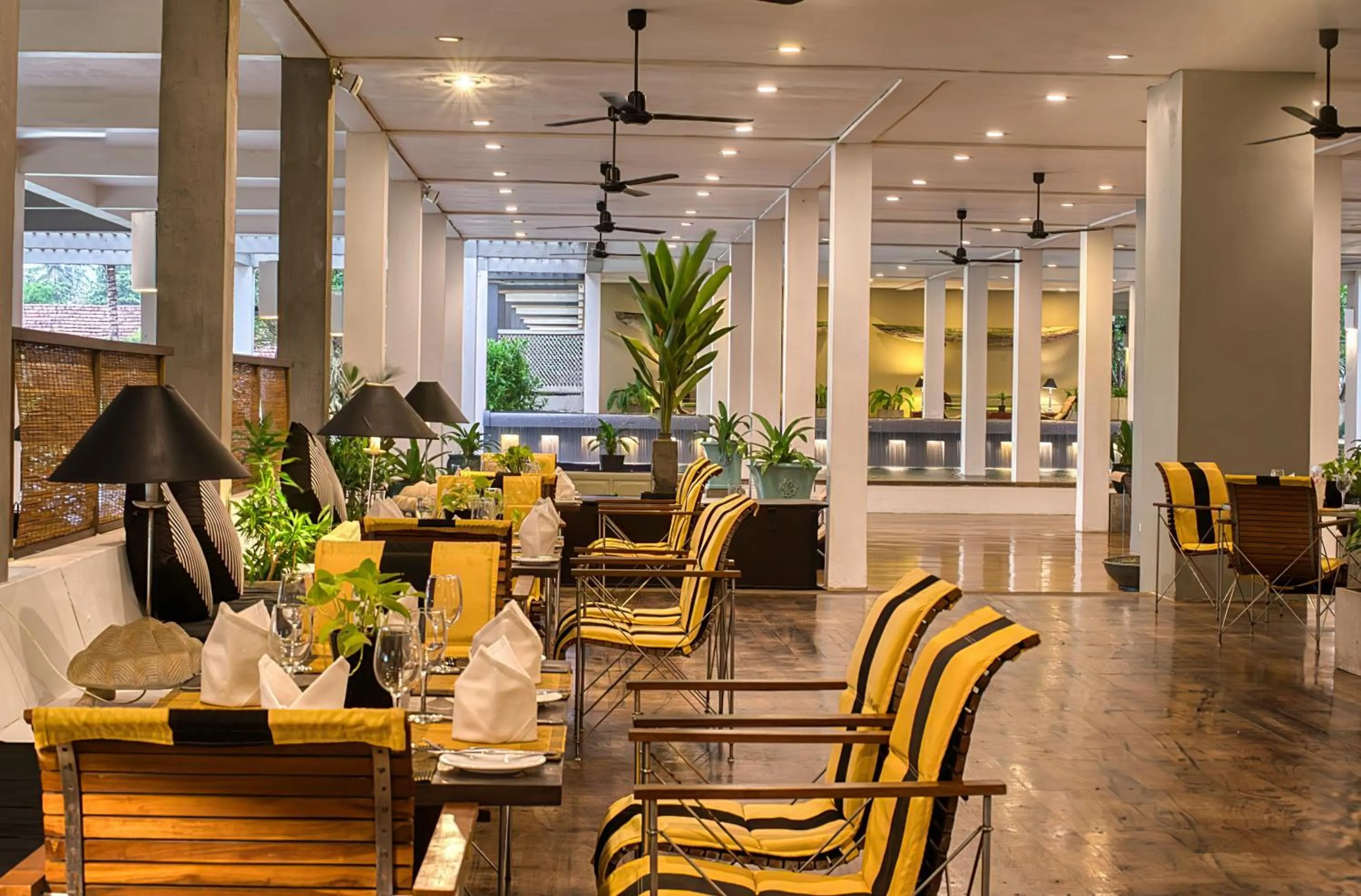 Restaurant/places to eat in The Blue Water - Geoffrey Bawa Heritage Resort Hotel