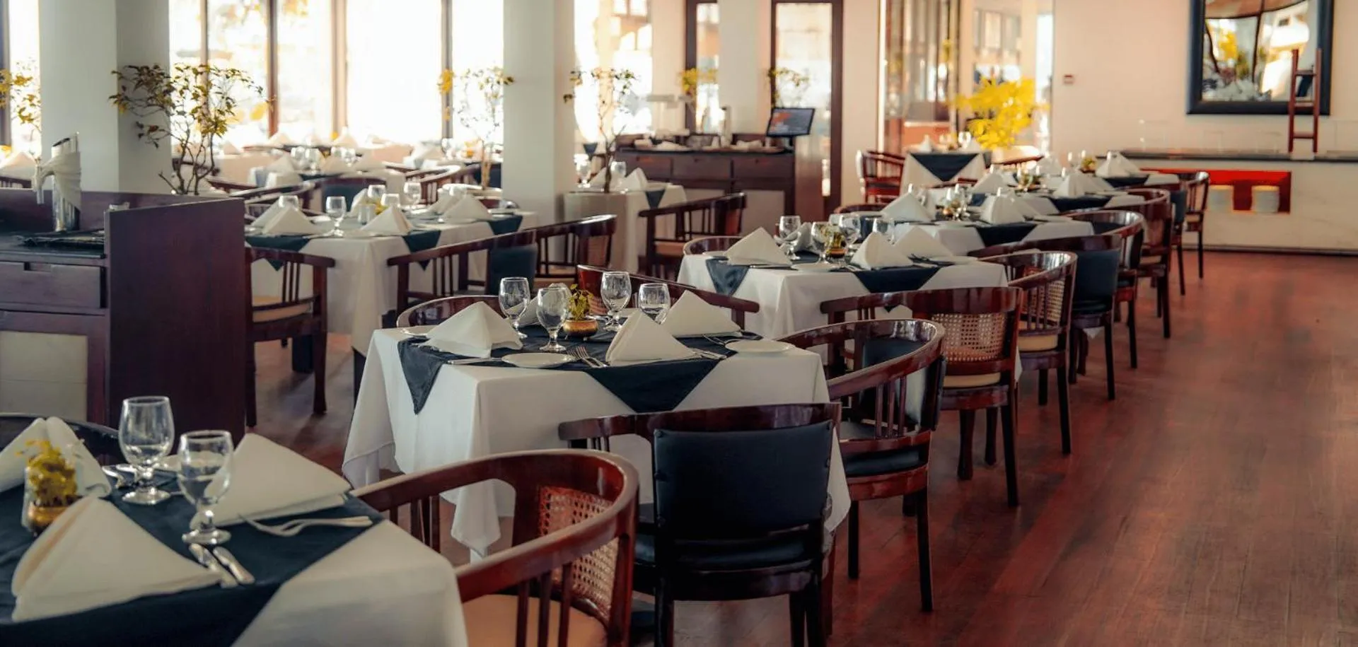 Restaurant/places to eat in The Blue Water - Geoffrey Bawa Heritage Resort Hotel