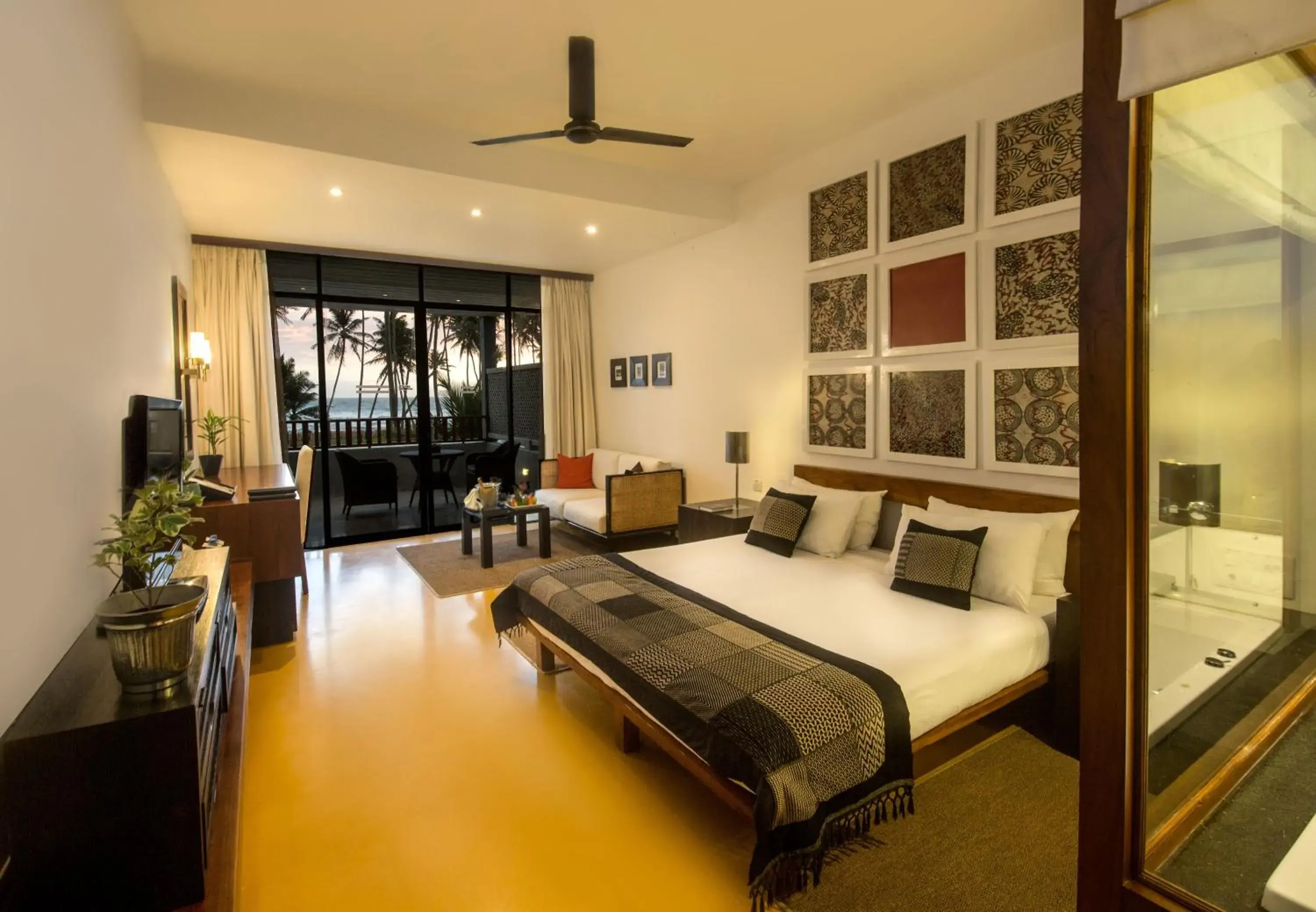 Bed in The Blue Water - Geoffrey Bawa Heritage Resort Hotel Bed in The Blue Water - Geoffrey Bawa Heritage Resort Hotel