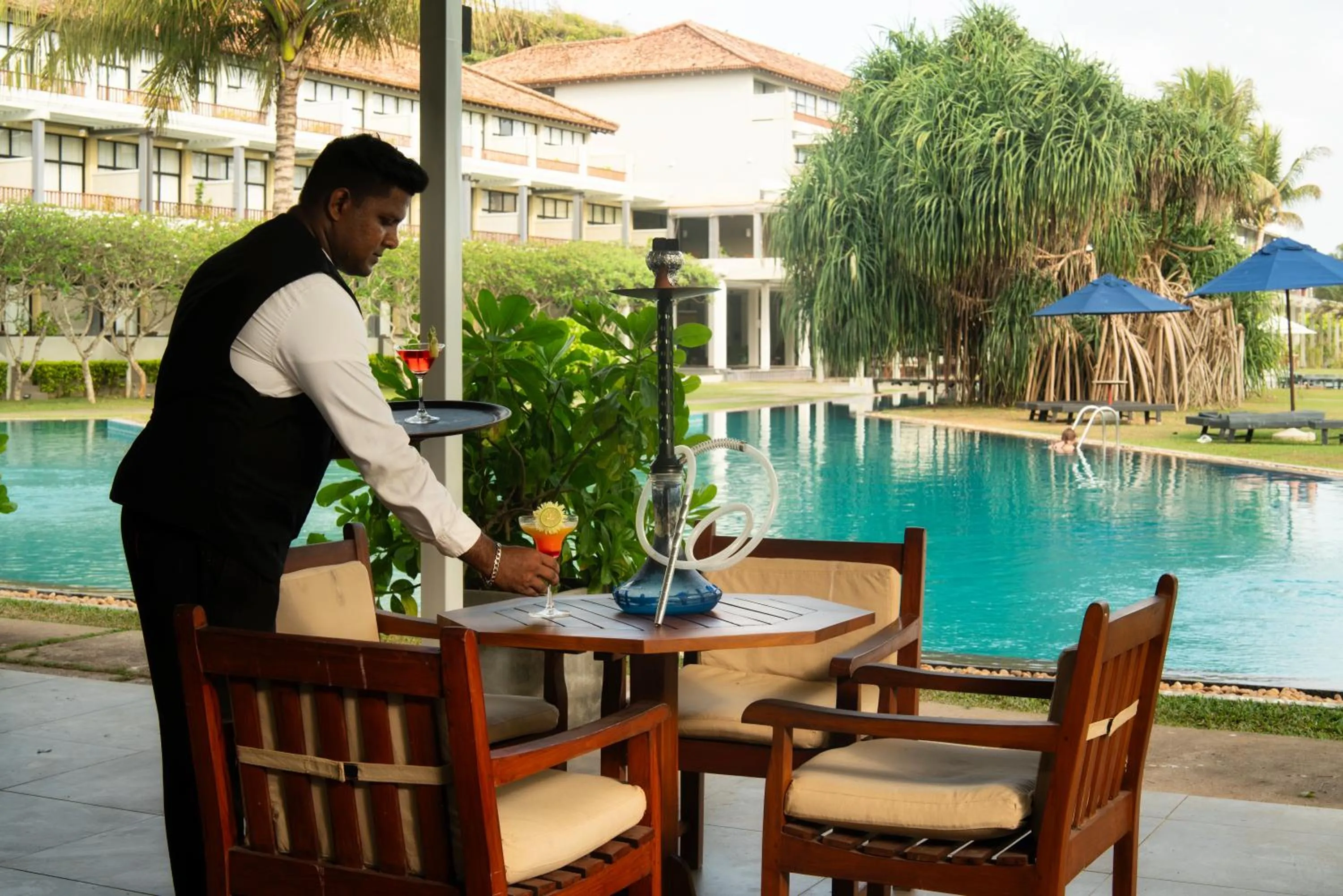Food and drinks in The Blue Water - Geoffrey Bawa Heritage Resort Hotel