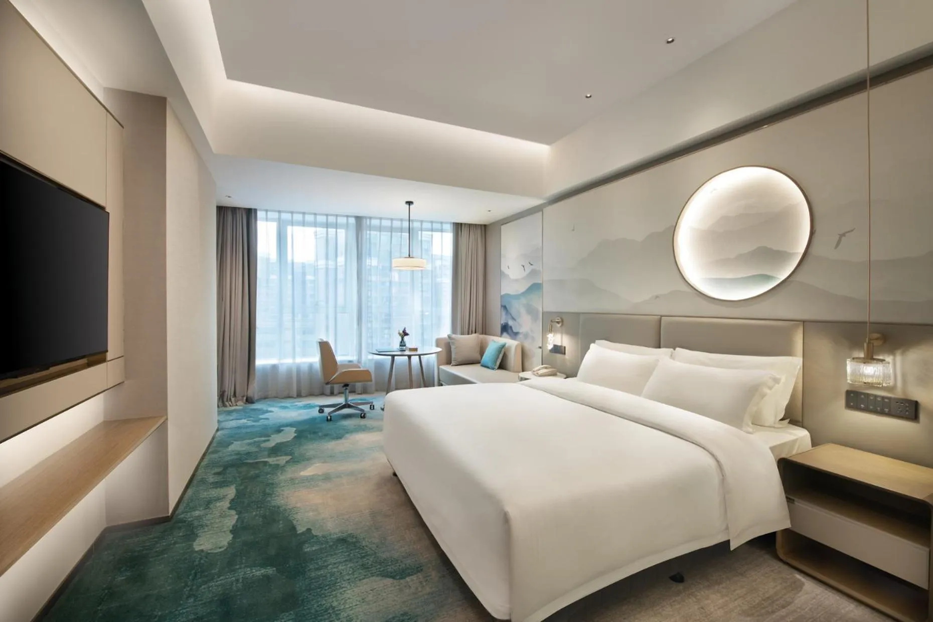 Bed in Shenzhen Grand Skylight Garden Hotel