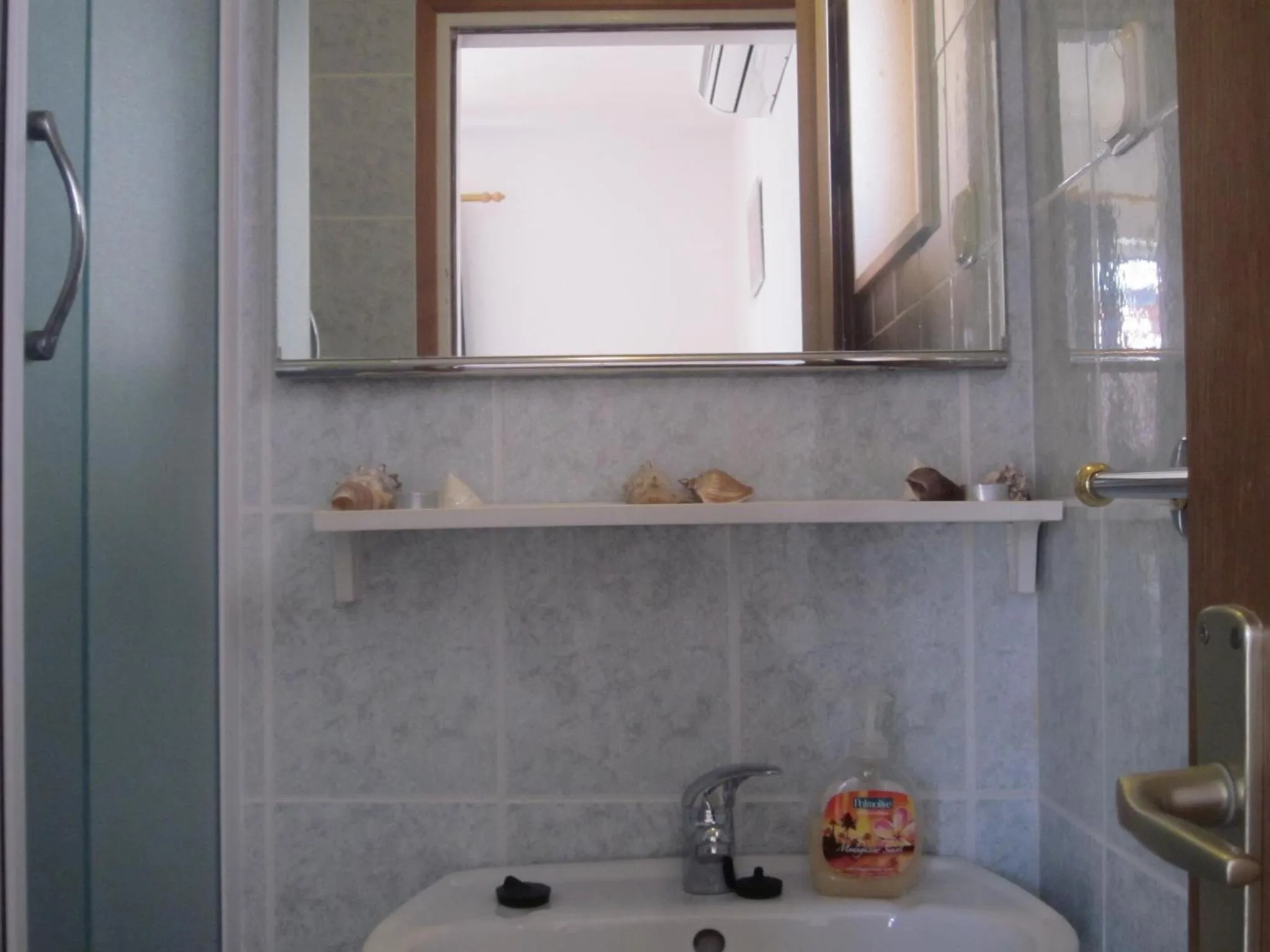 Bathroom in Apartments Kresic