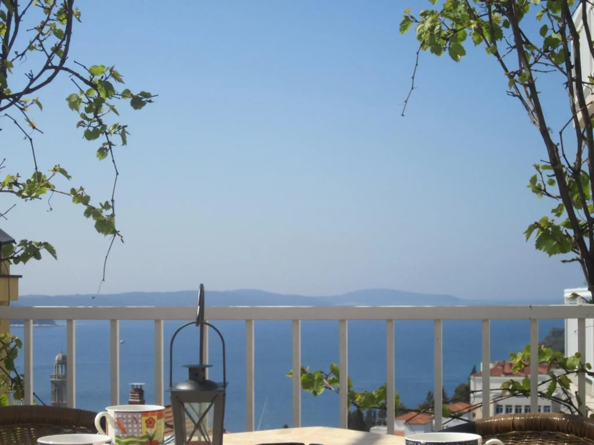 One-Bedroom Apartment with Terrace with Sea View (2 Adults) in Apartments Kresic One-Bedroom Apartment with Terrace with Sea View (2 Adults) in Apartments Kresic