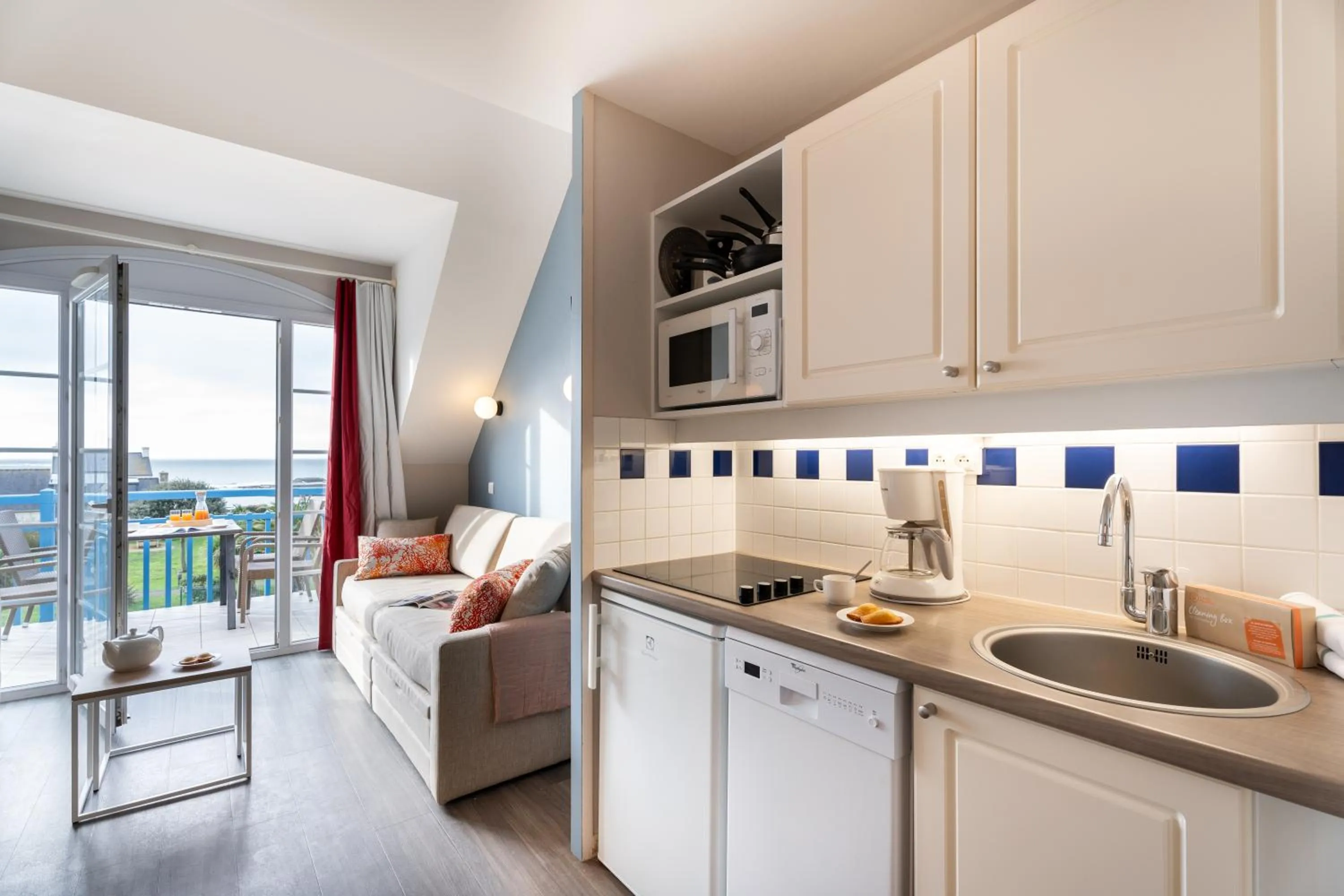 Kitchen or kitchenette in Résidence Pierre & Vacances Cap Marine