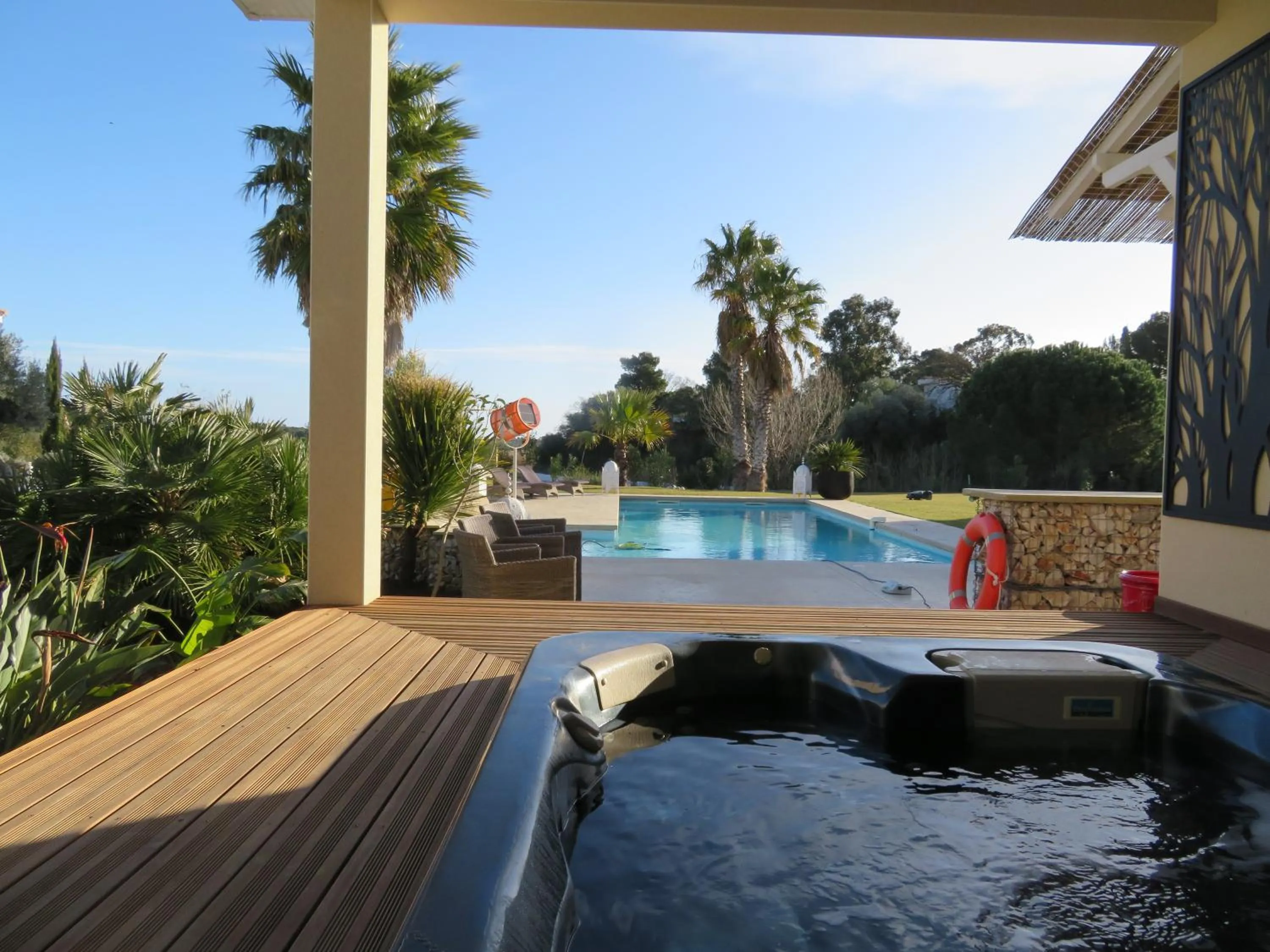 Hot Tub in Escapades Lointaines