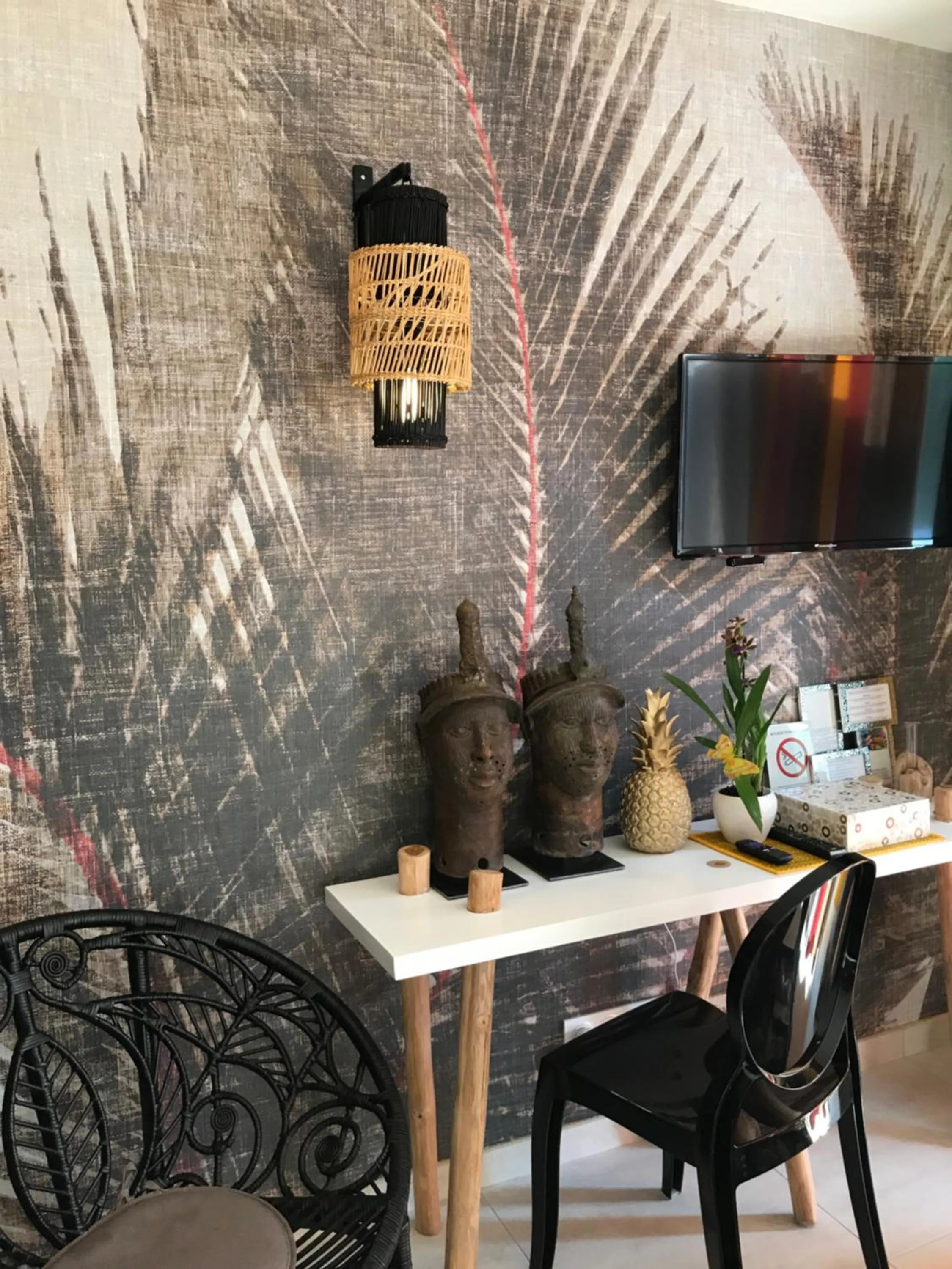 Seating area in Escapades Lointaines