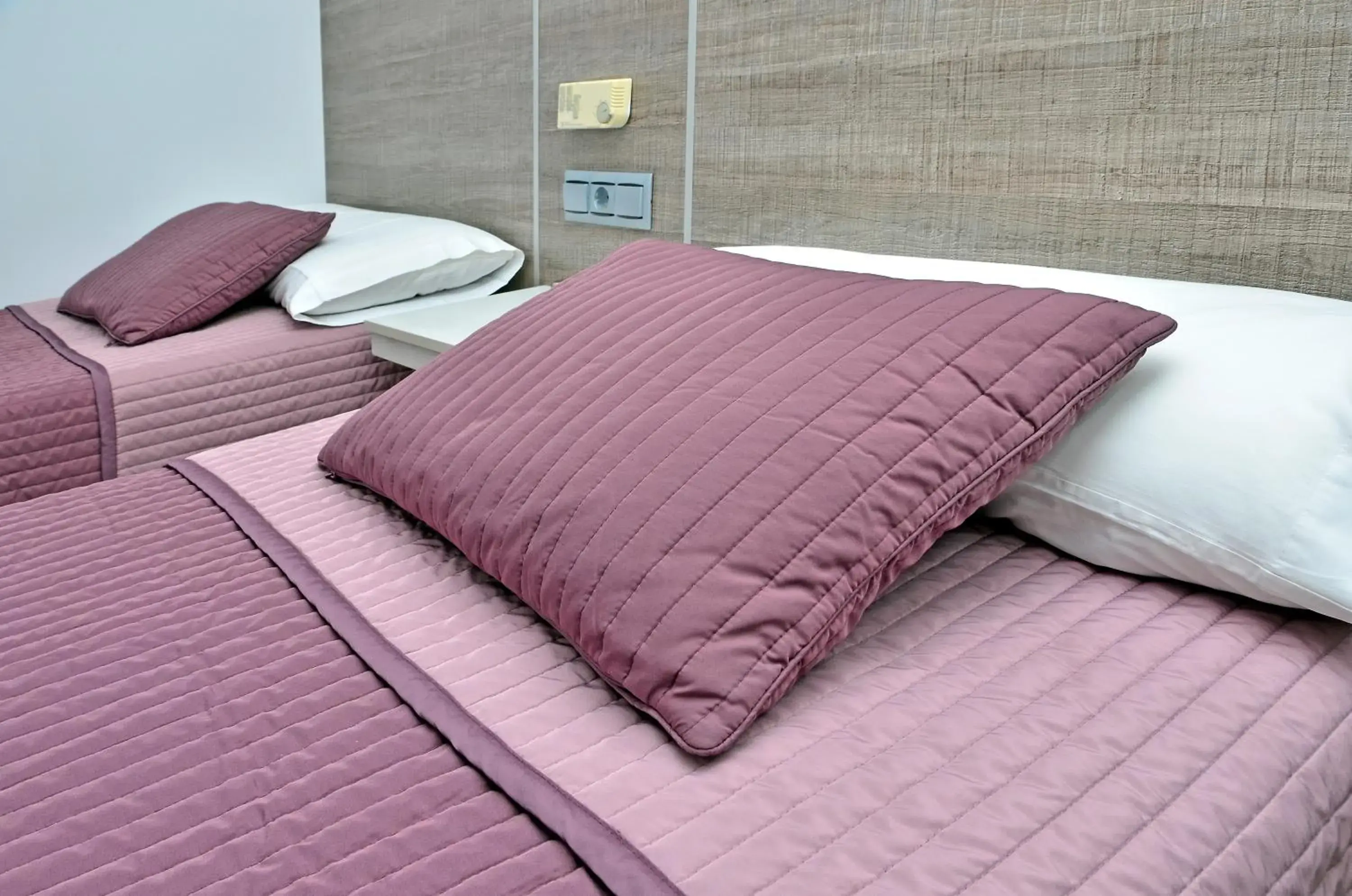 Small Double or Twin Room in Hostal Campito Small Double or Twin Room in Hostal Campito
