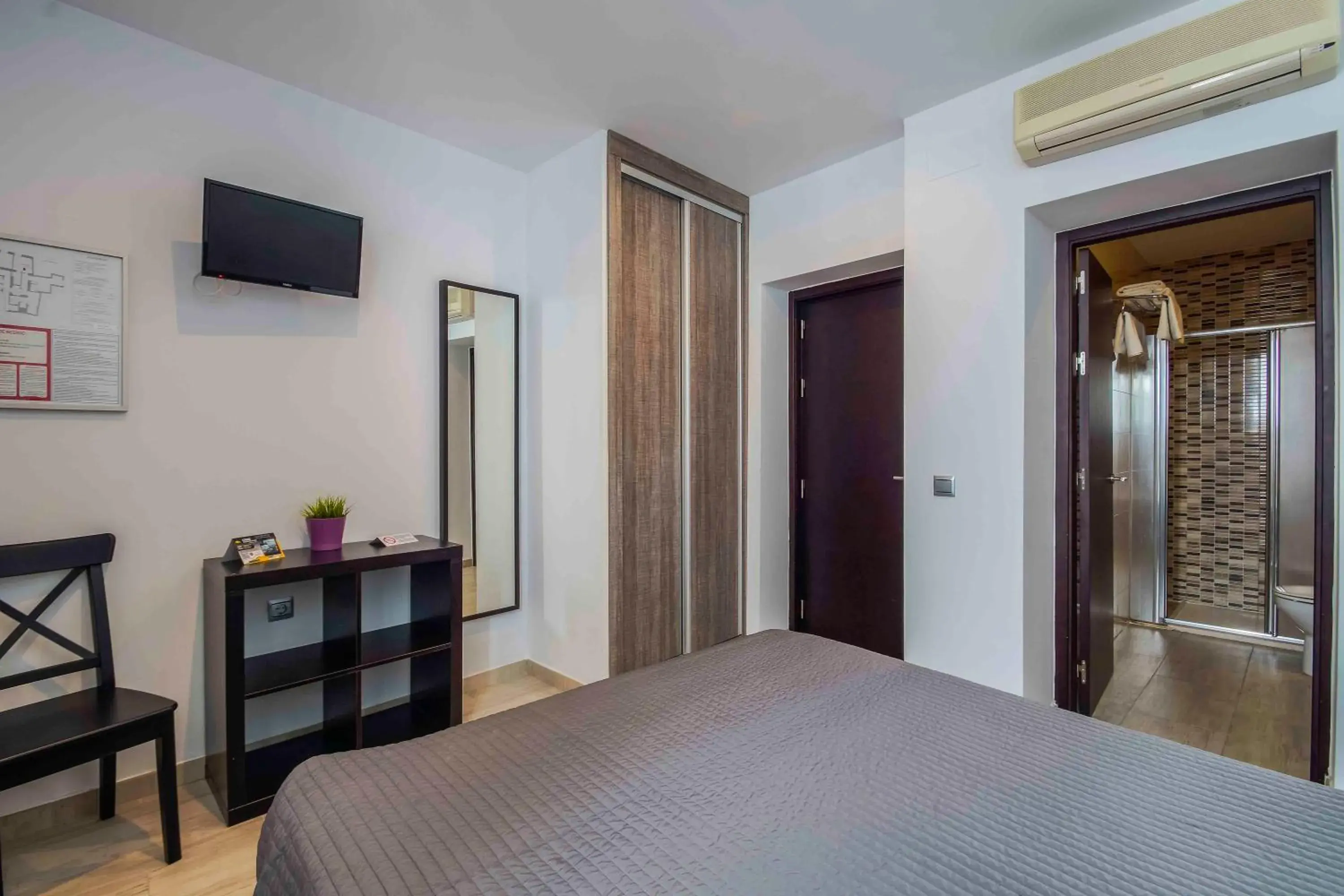 Double Room - Ground Floor in Hostal Campito Double Room - Ground Floor in Hostal Campito