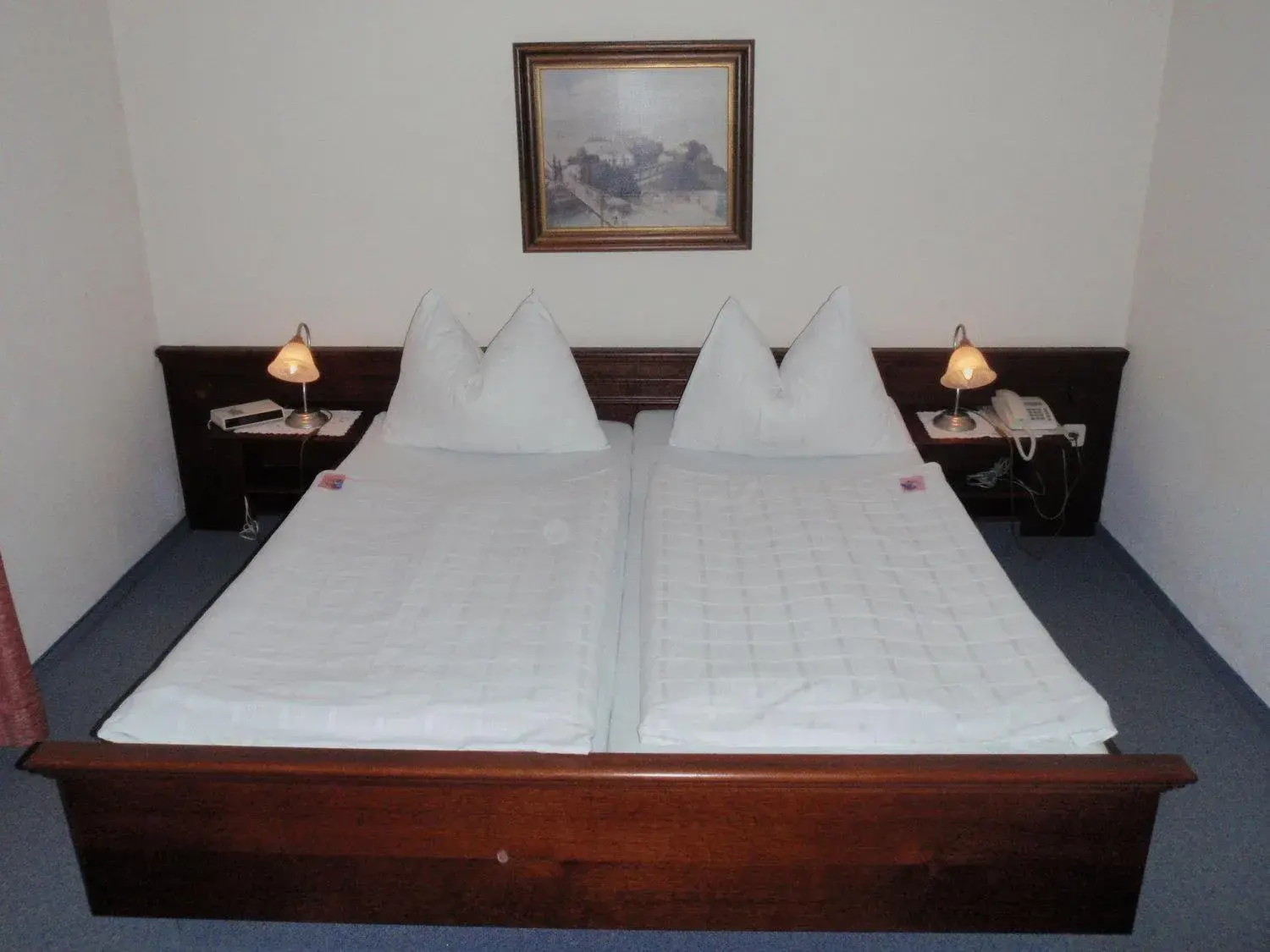 Standard Double Room in Hotel-Restaurant Moser Pöchlarn Standard Double Room in Hotel-Restaurant Moser Pöchlarn