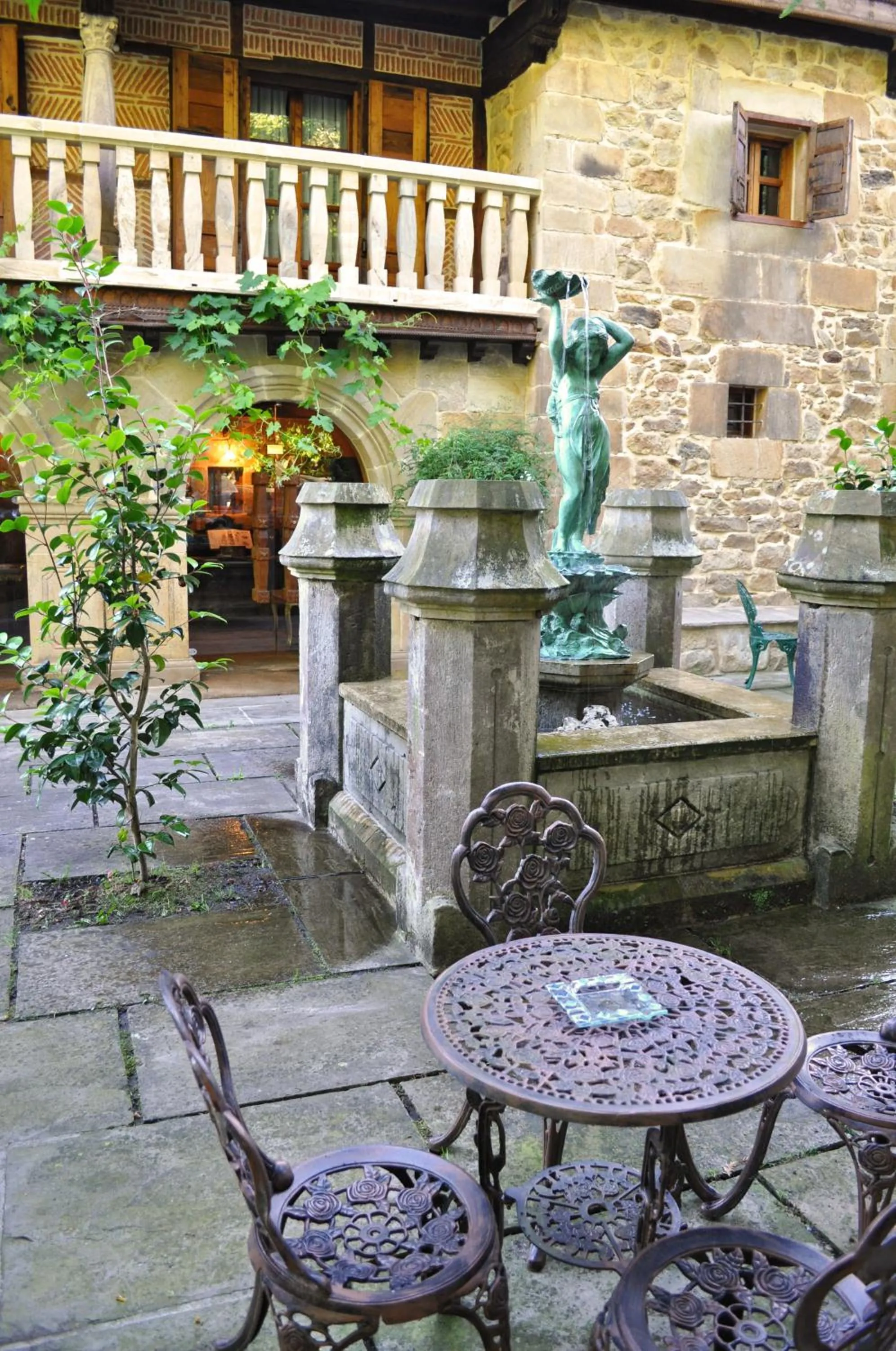 Facade/entrance in Palacio de Trasvilla