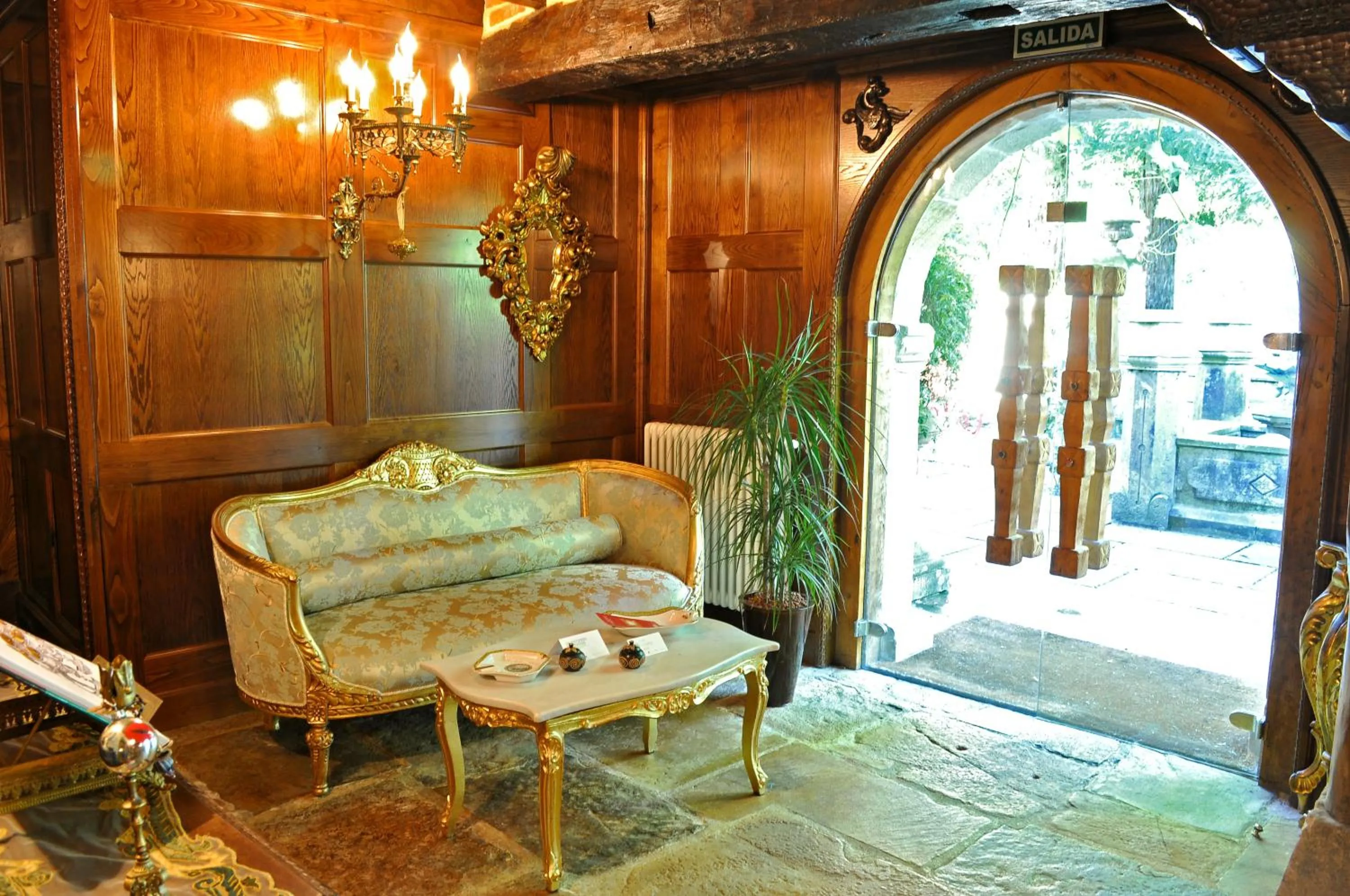 Lobby or reception in Palacio de Trasvilla