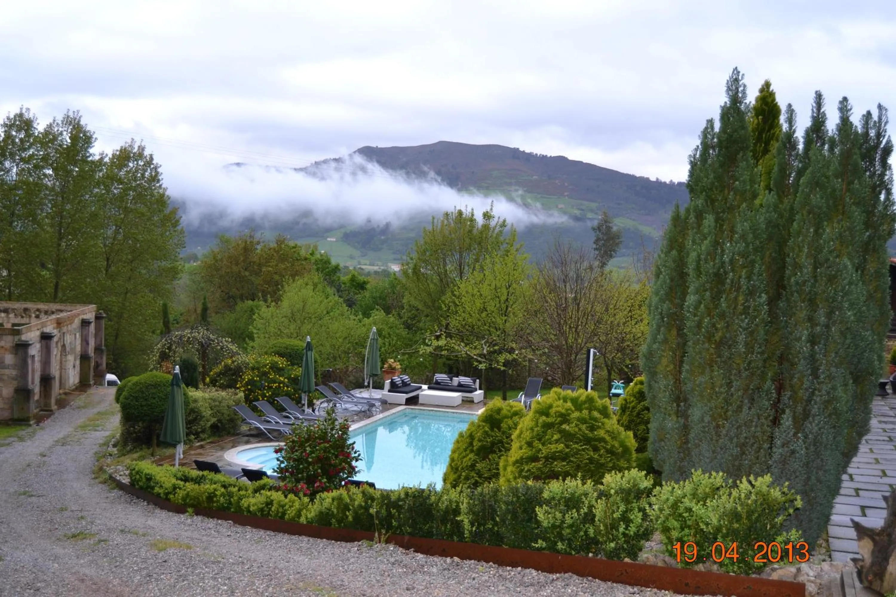 Swimming pool in Palacio de Trasvilla