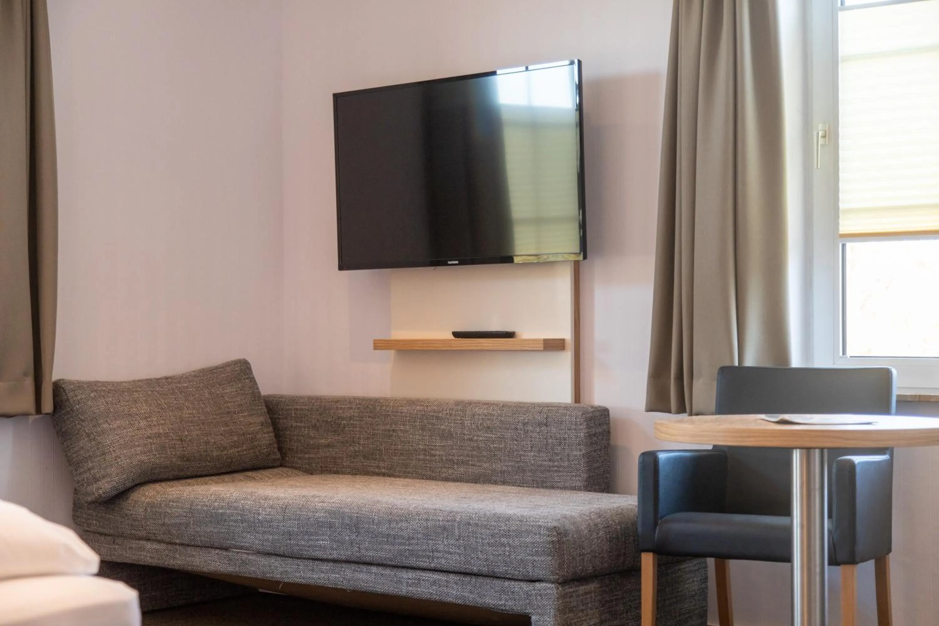 Heeren's Hotel Garni