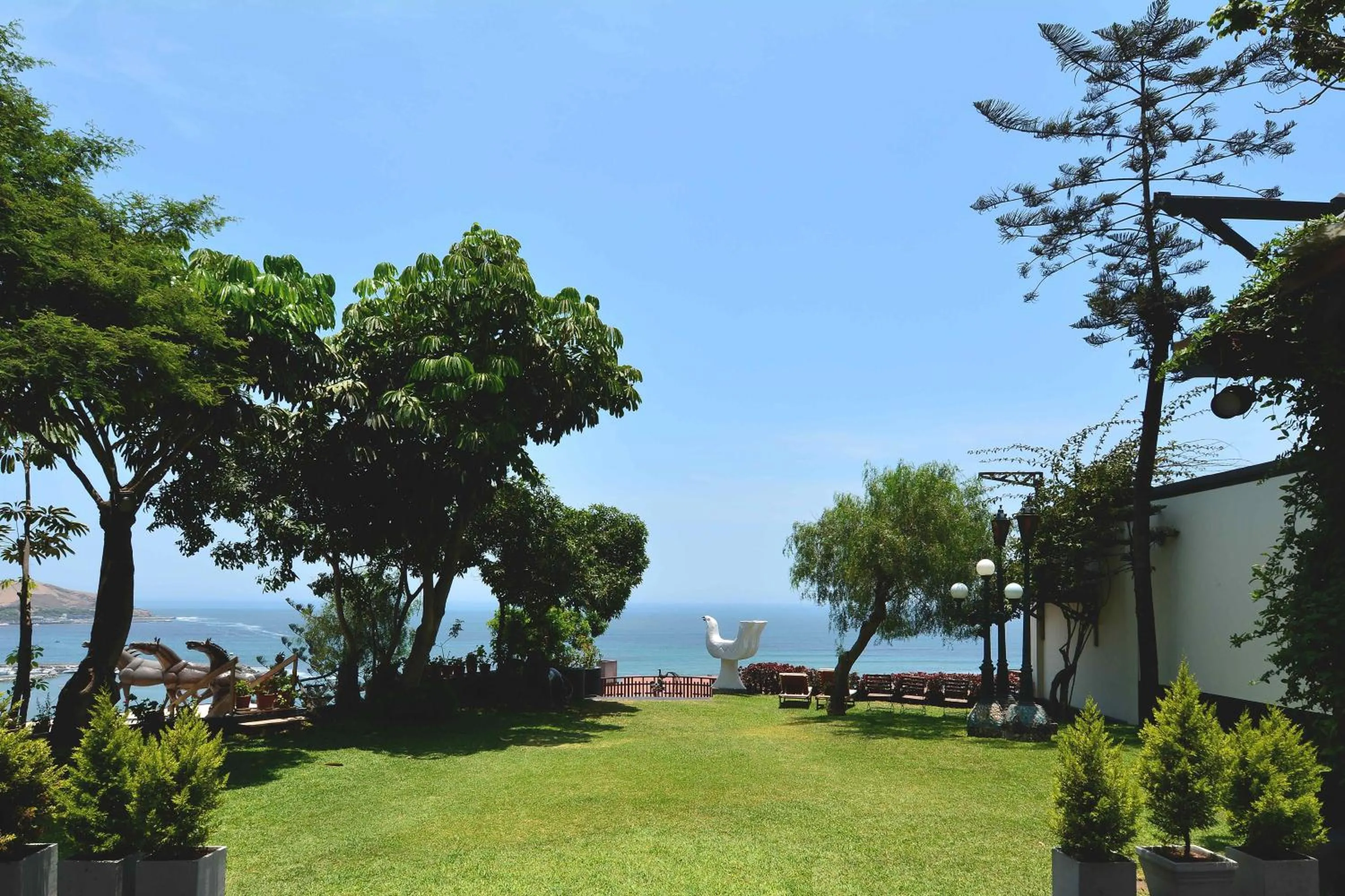 Staff in Second Home Peru