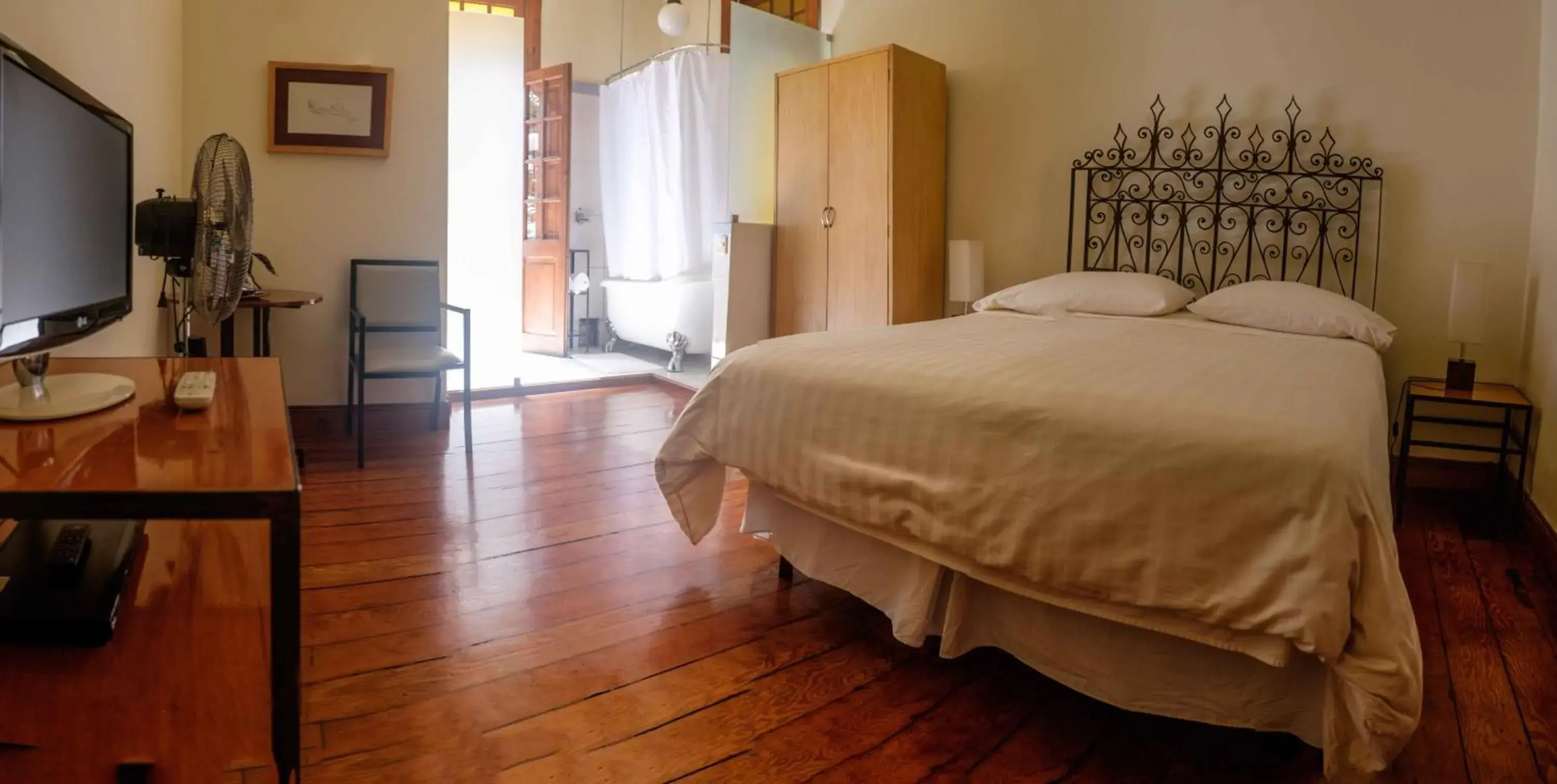 Double Room with Terrace (N-4) - single occupancy in Second Home Peru Double Room with Terrace (N-4) - single occupancy in Second Home Peru