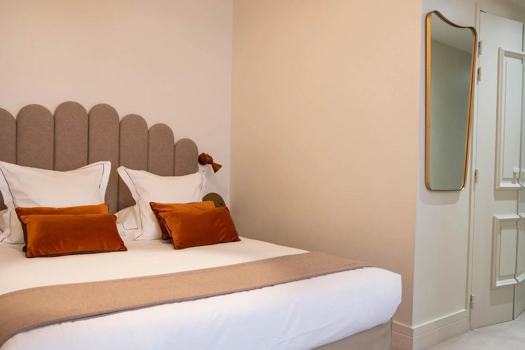 Hôtel Céleste Batignolles Montmartre