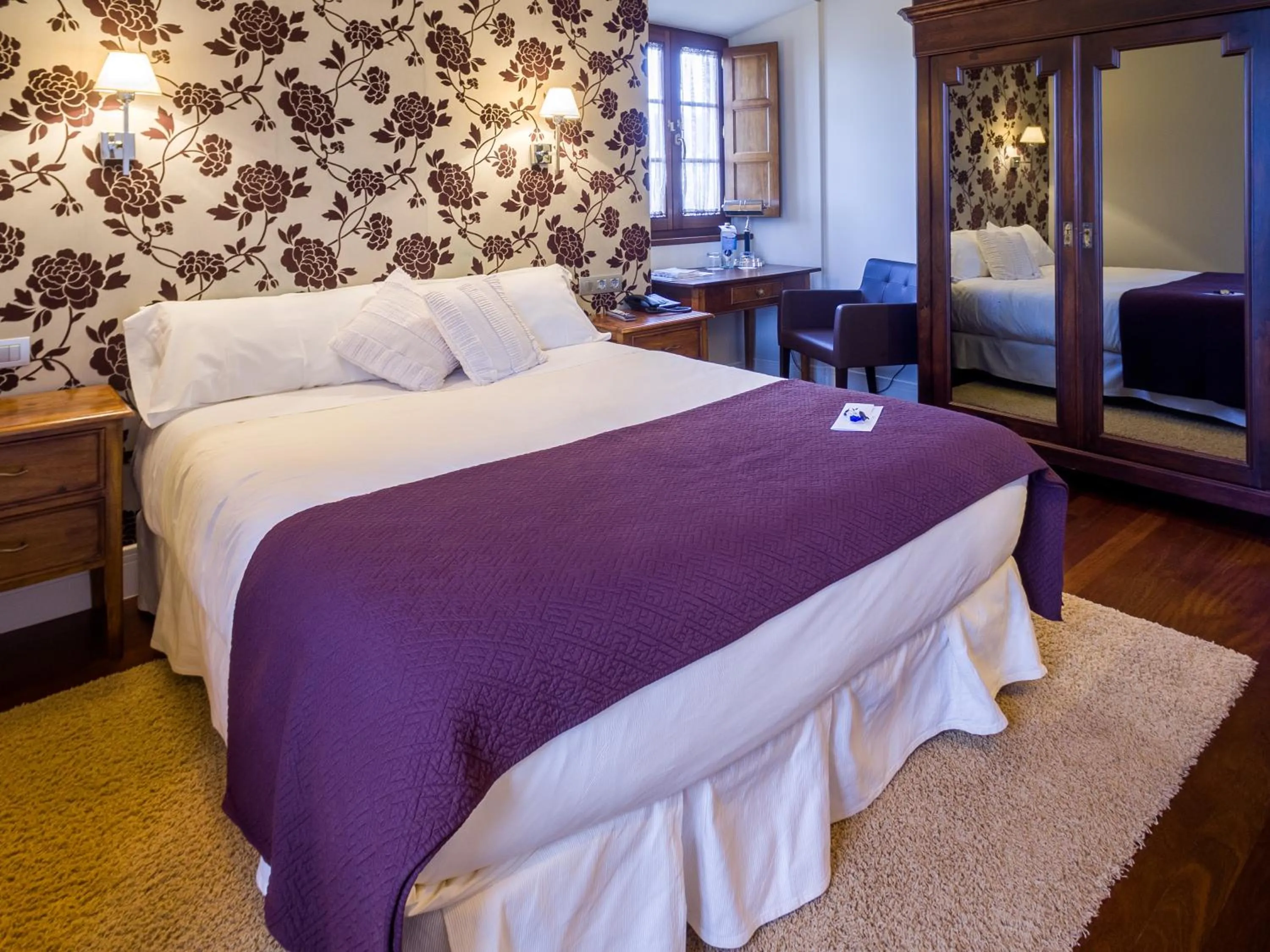 Photo of the whole room in Casa de Castro