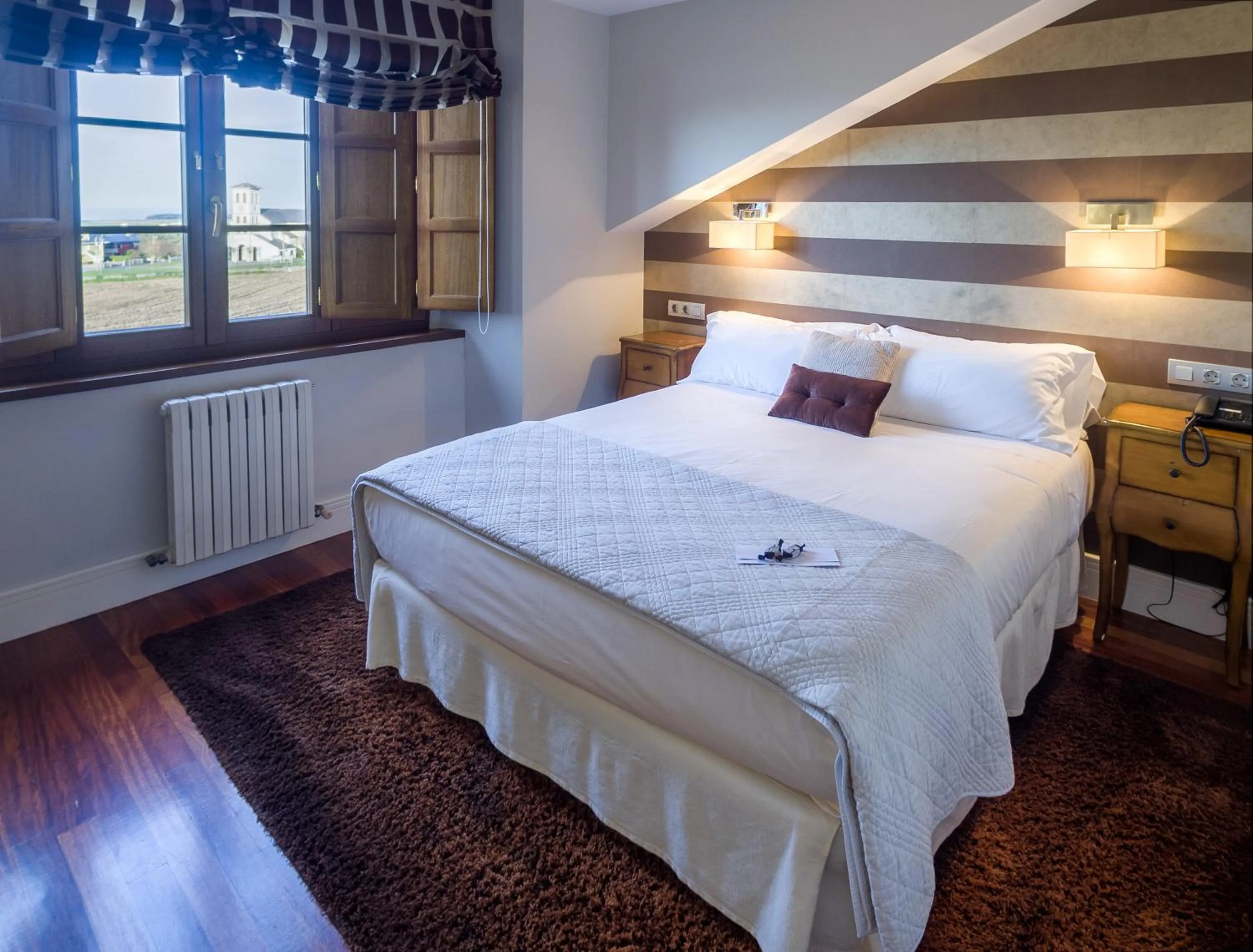 Photo of the whole room in Casa de Castro