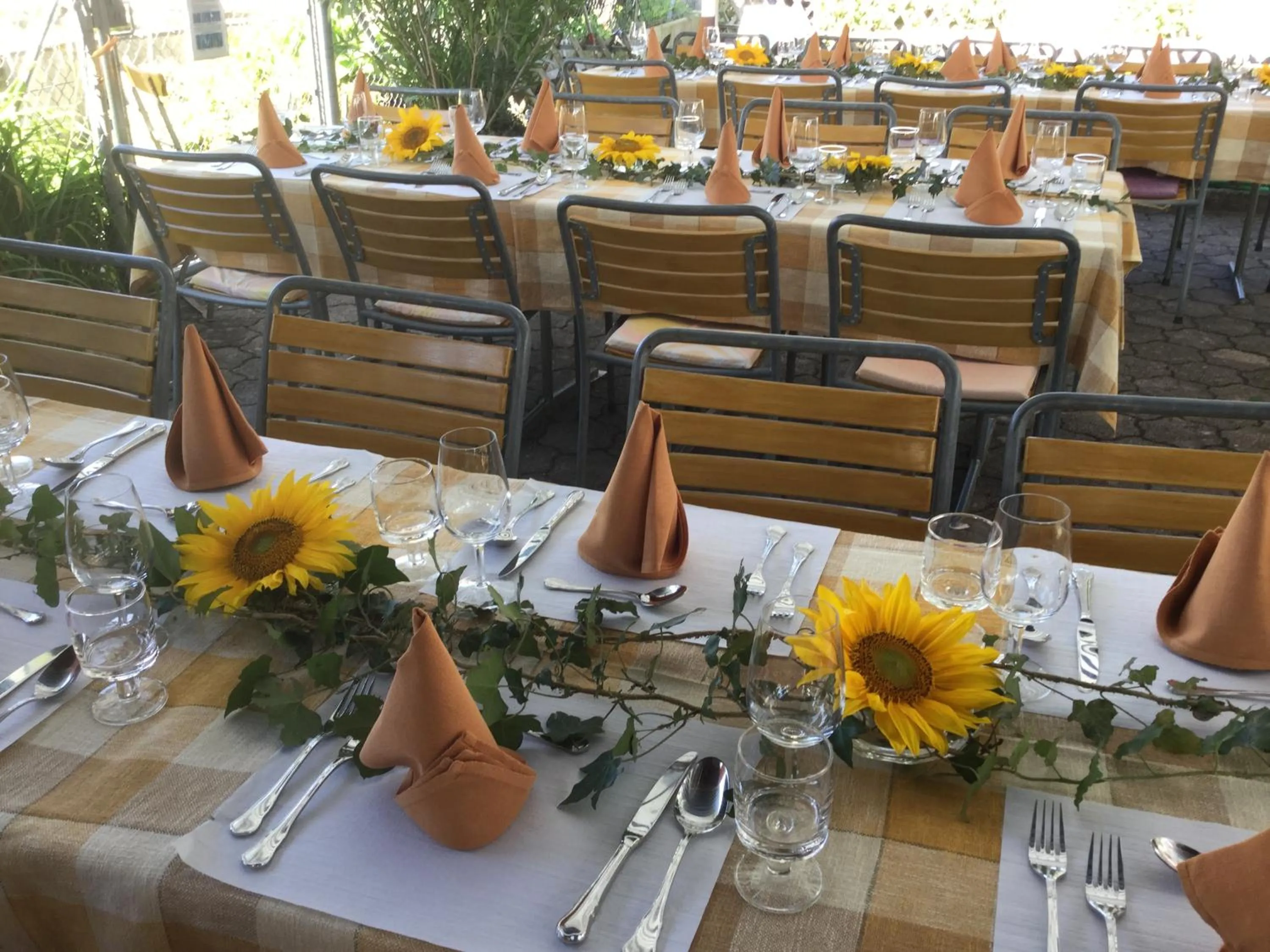 Restaurant/places to eat in Hotel Koi-Gartenteich