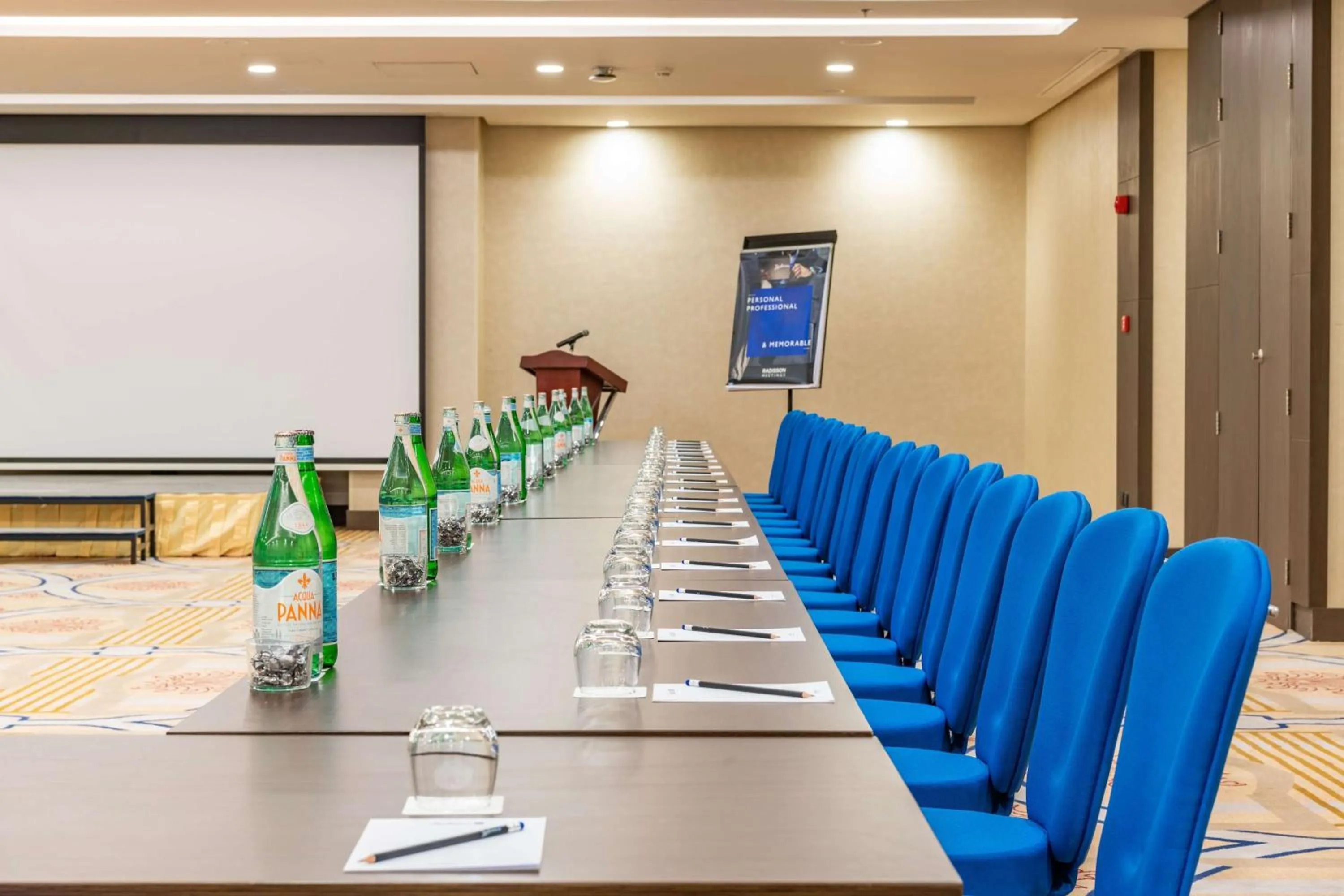 Meeting/conference room in Radisson Blu Hotel, Jeddah Corniche