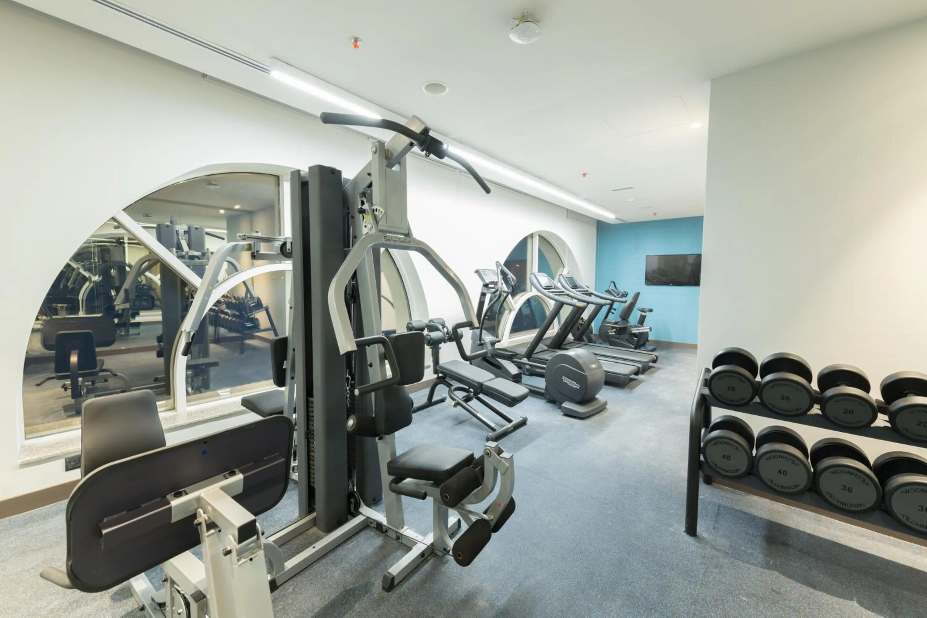 Fitness centre/facilities in Radisson Blu Hotel, Jeddah Corniche