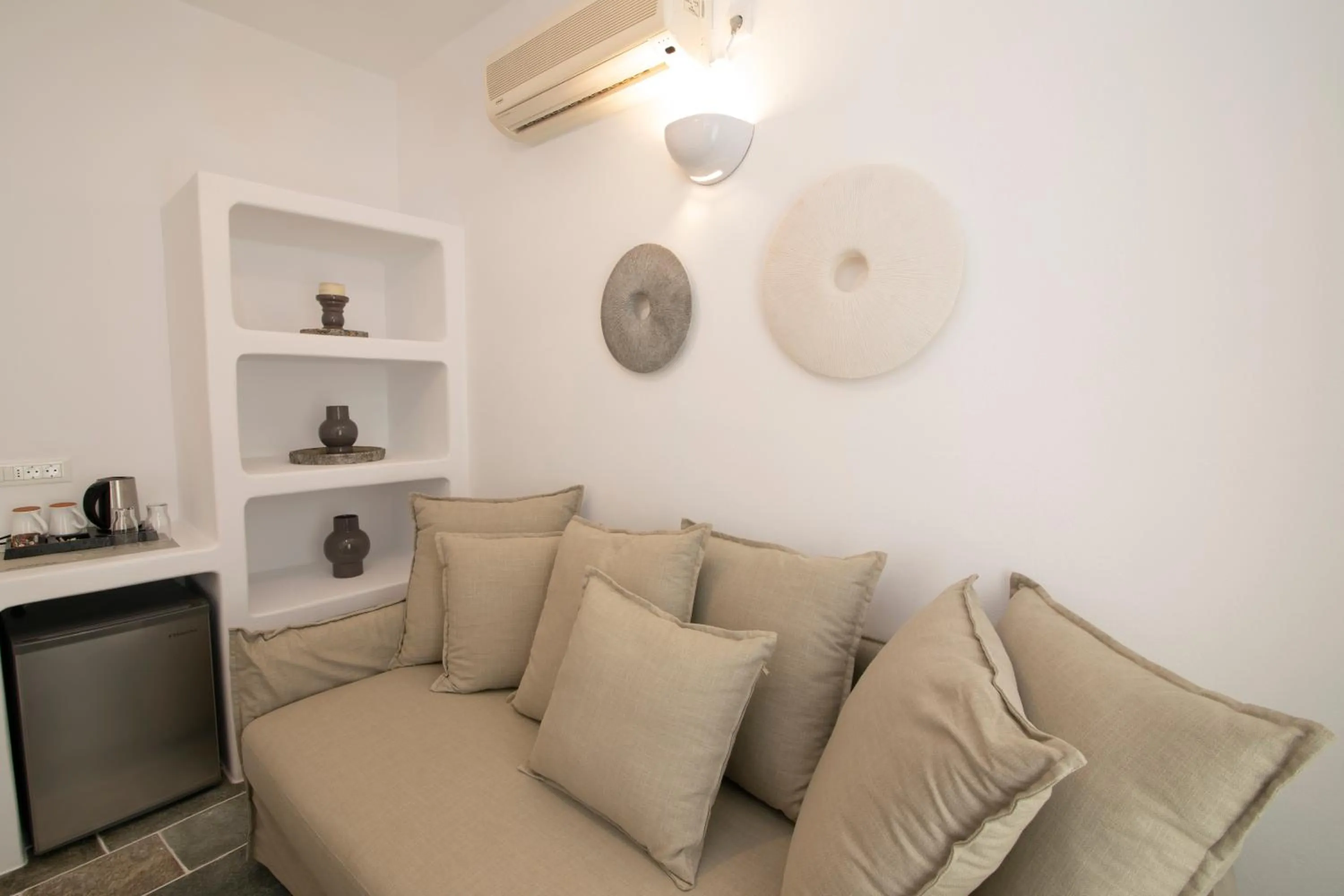 Living room in Nymfes Hotel