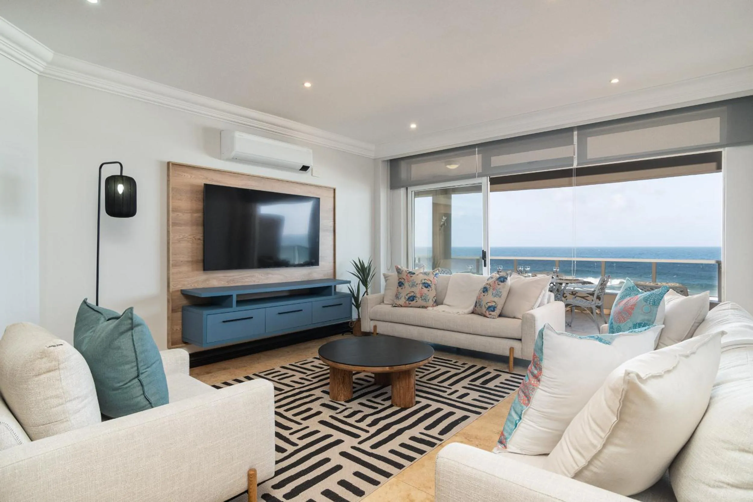 Ballito Manor Beach 304 - With Generator