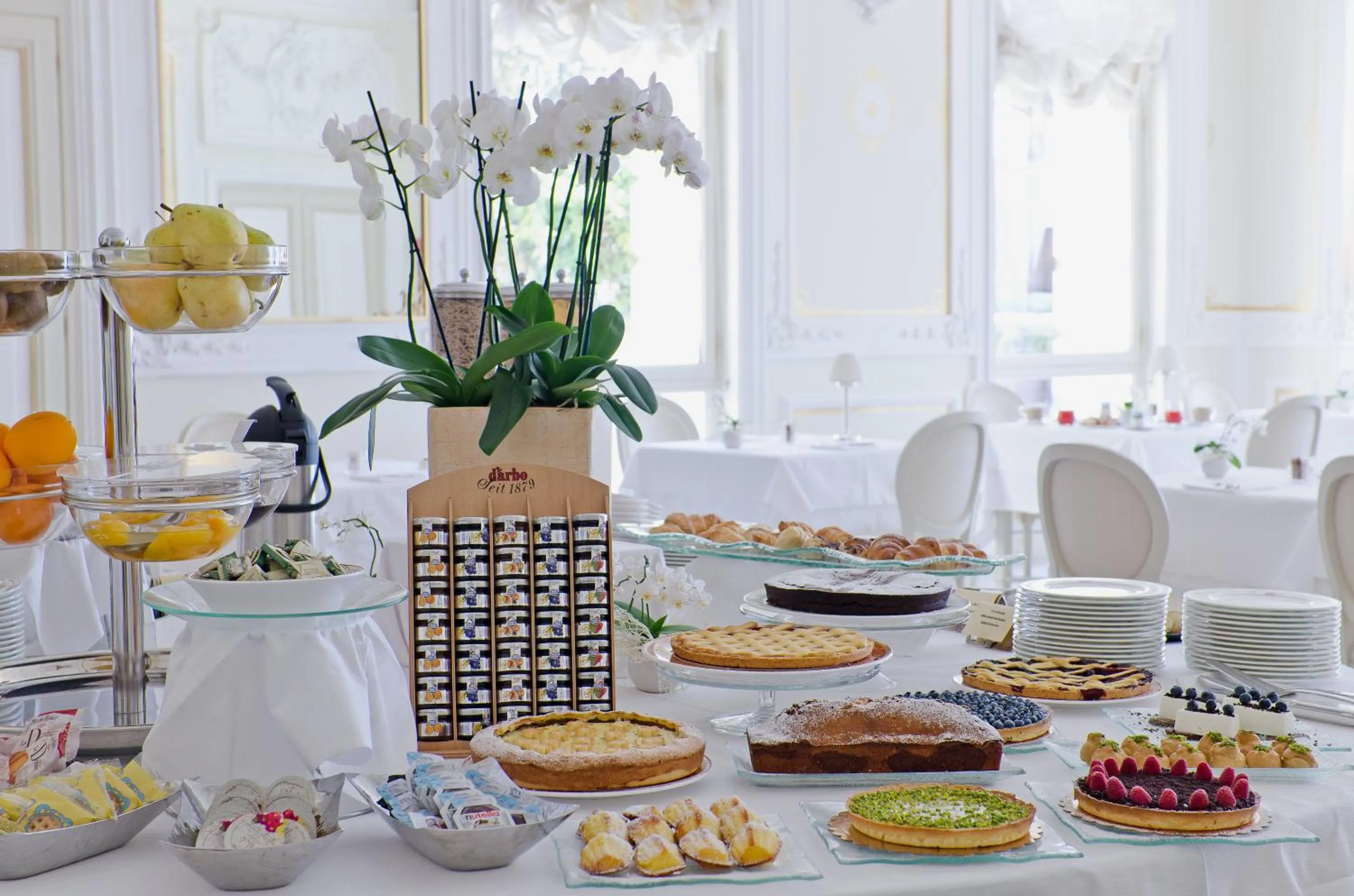 Breakfast in Hotel De Paris Sanremo