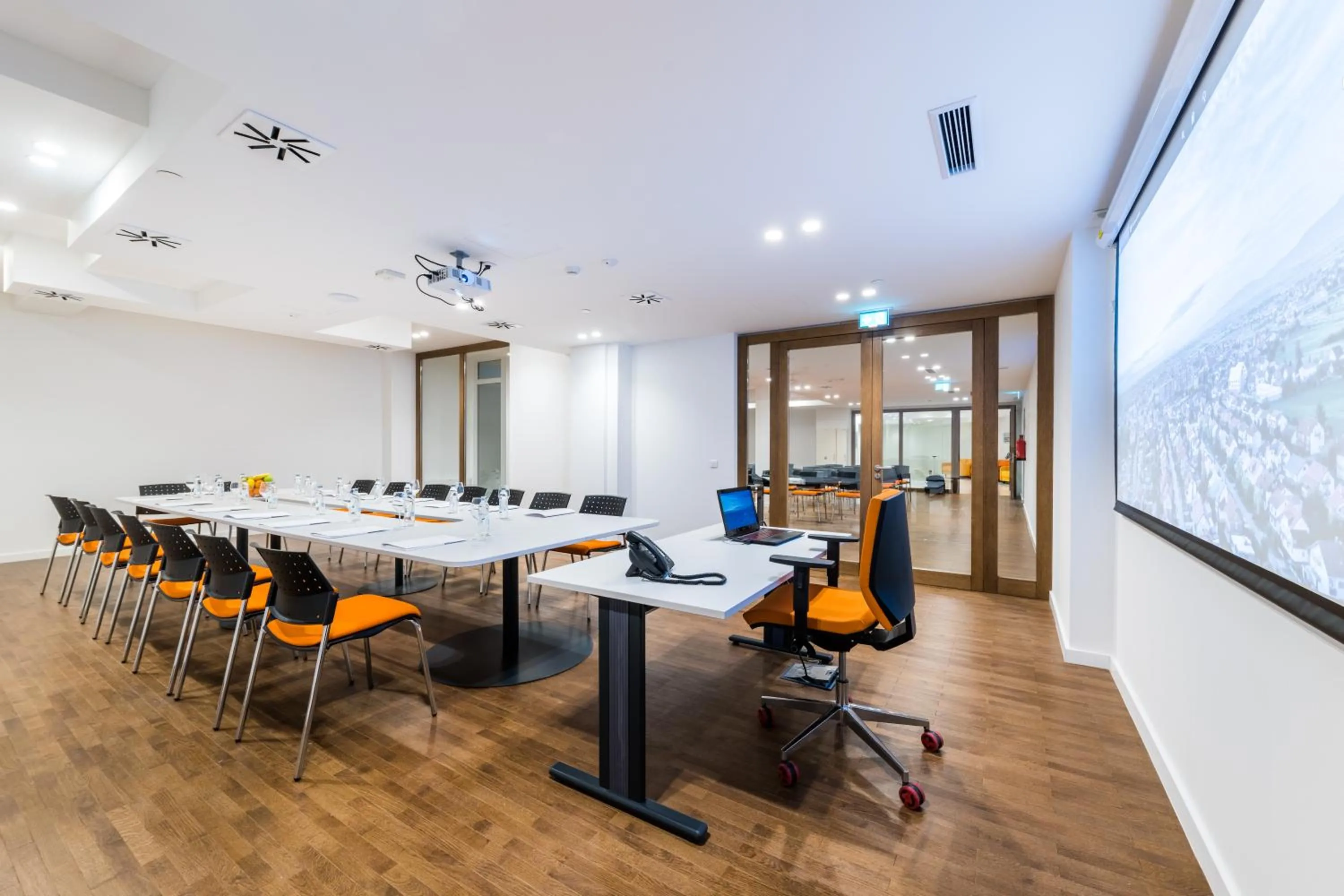 Meeting/conference room in Hotel Garden Hill