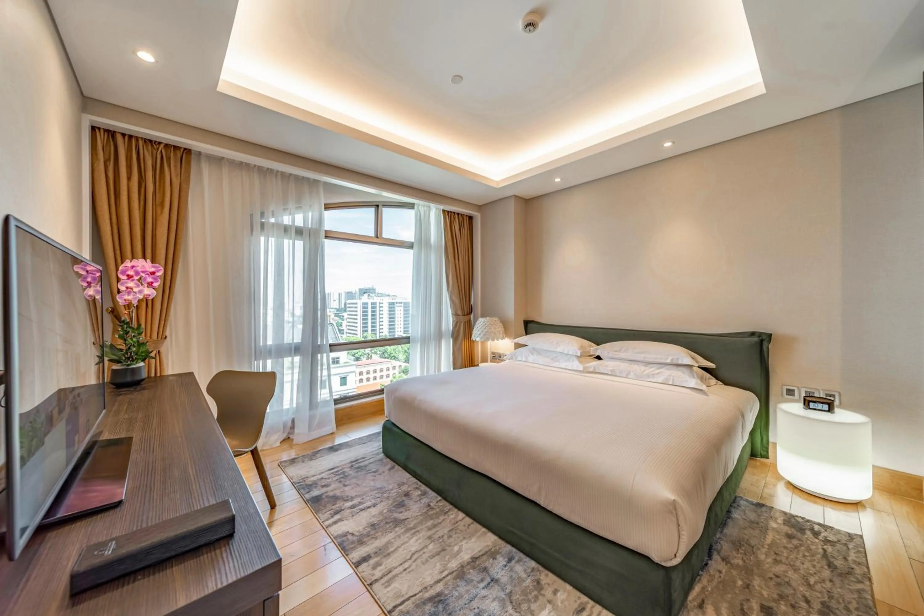 Bed in Sherwood Suites