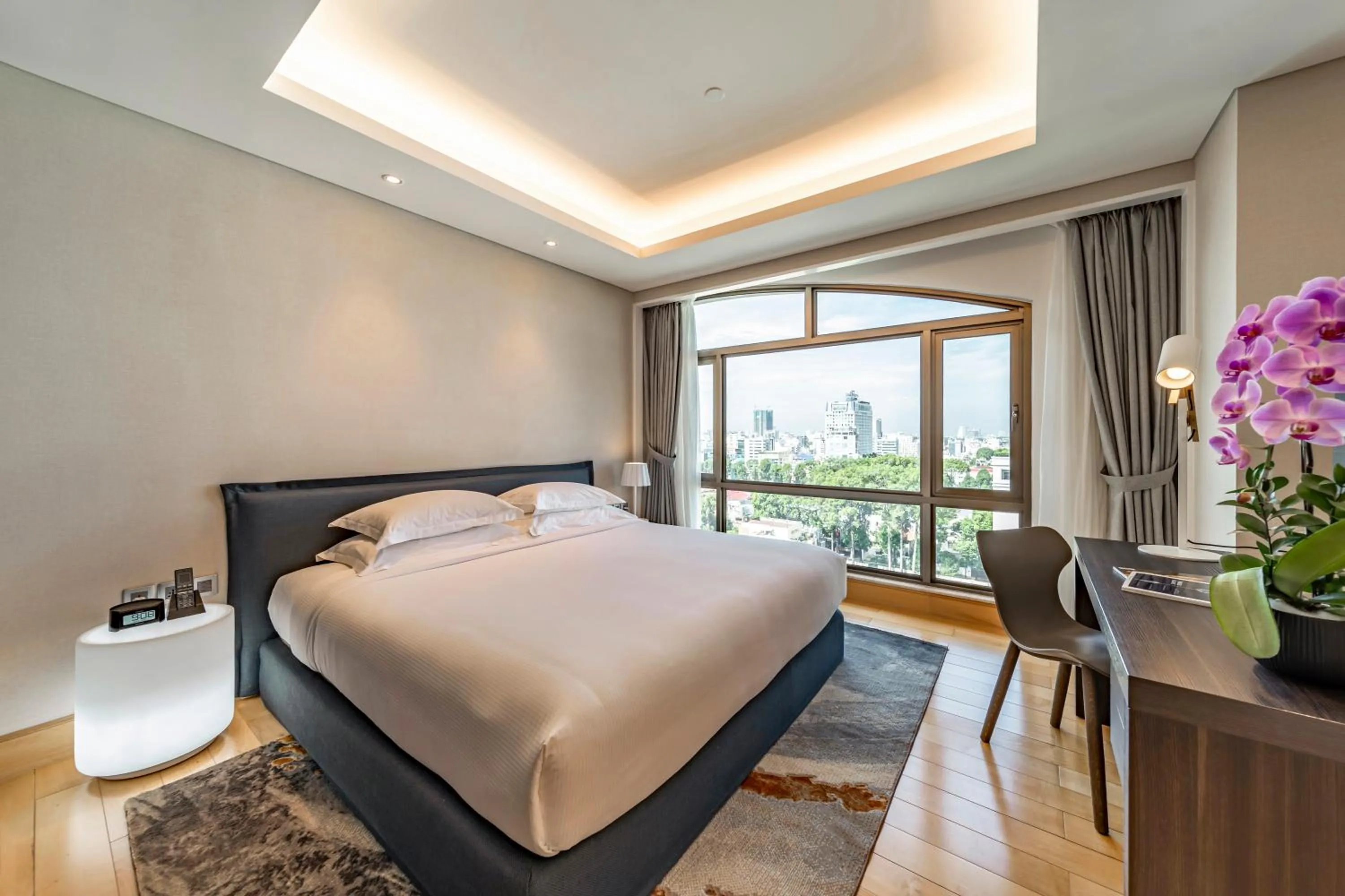 Bed in Sherwood Suites