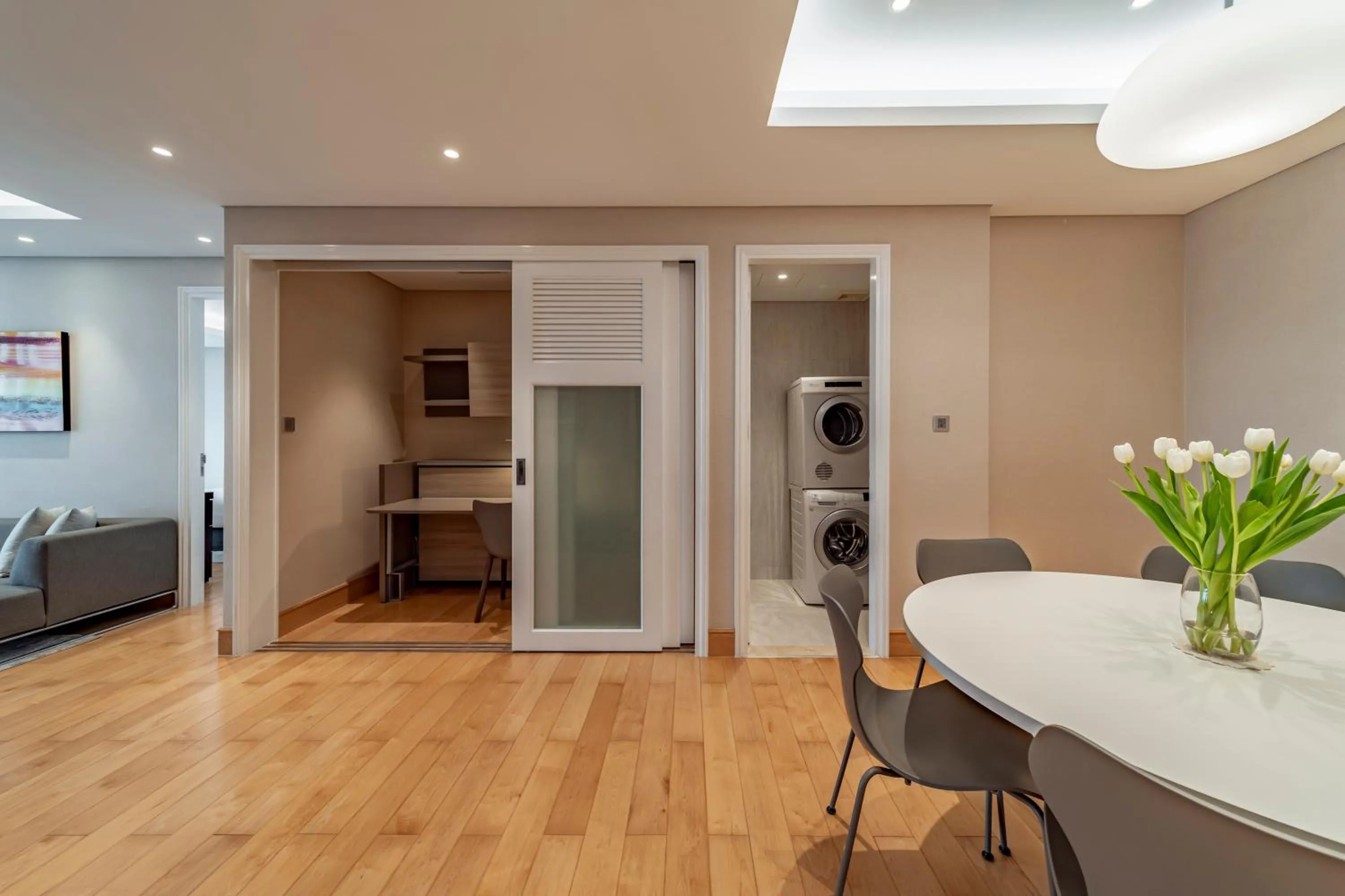 Living room in Sherwood Suites
