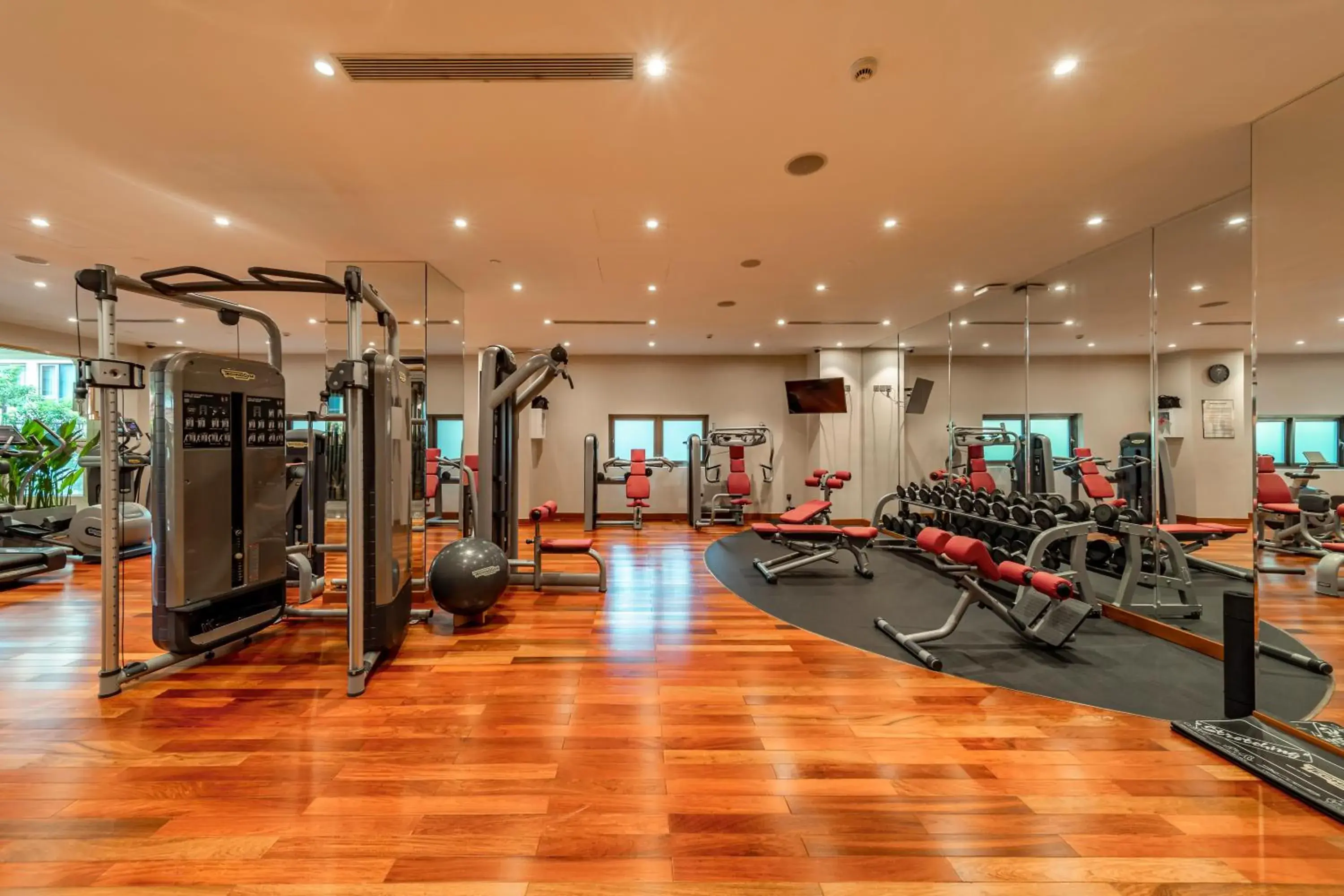 Fitness centre/facilities in Sherwood Suites Fitness centre/facilities in Sherwood Suites