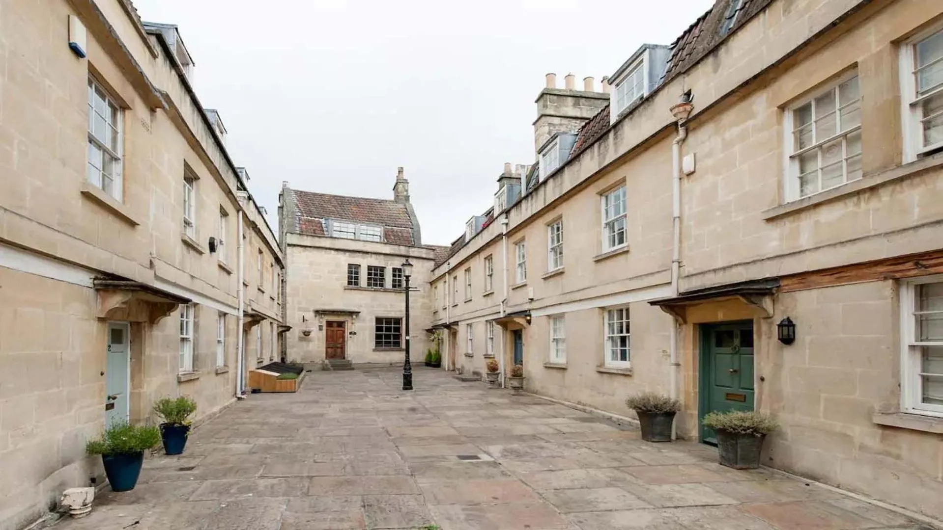 New King Street Apartment
