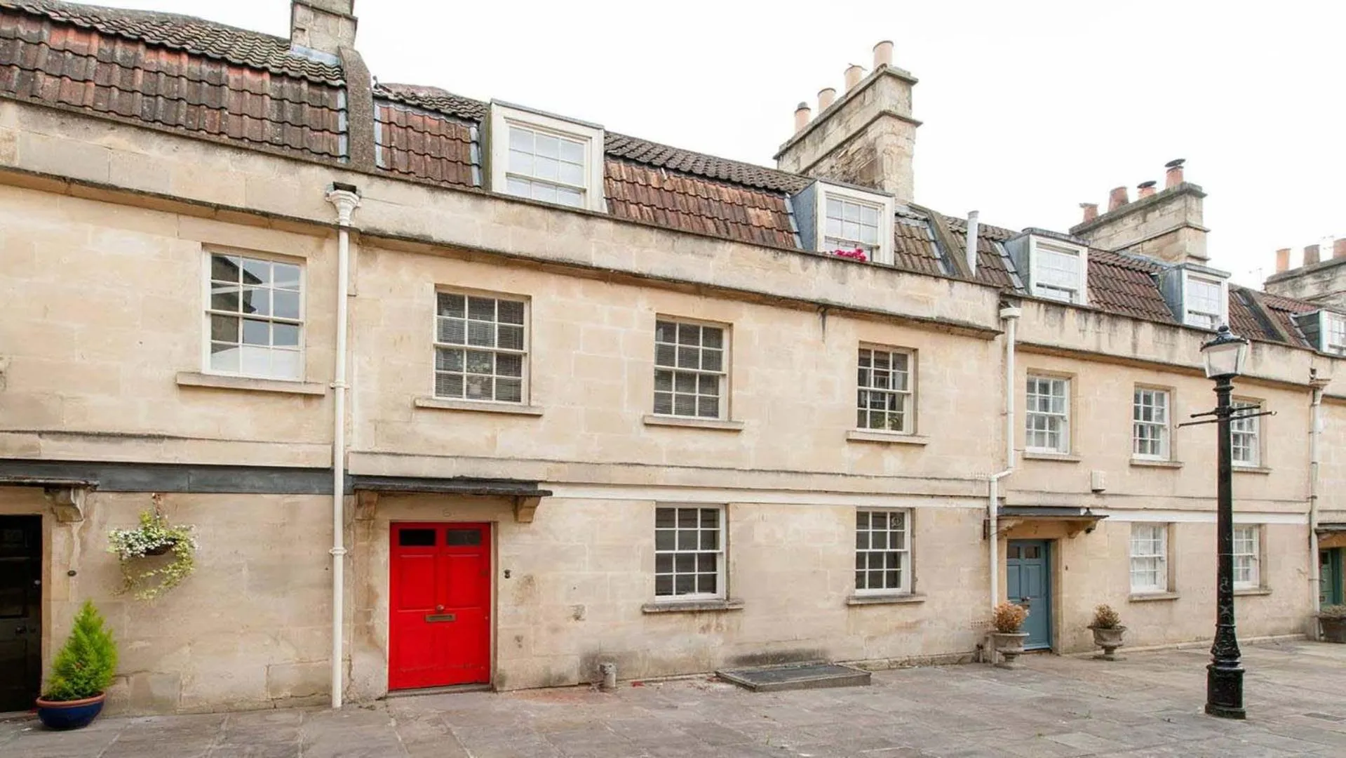 New King Street Apartment