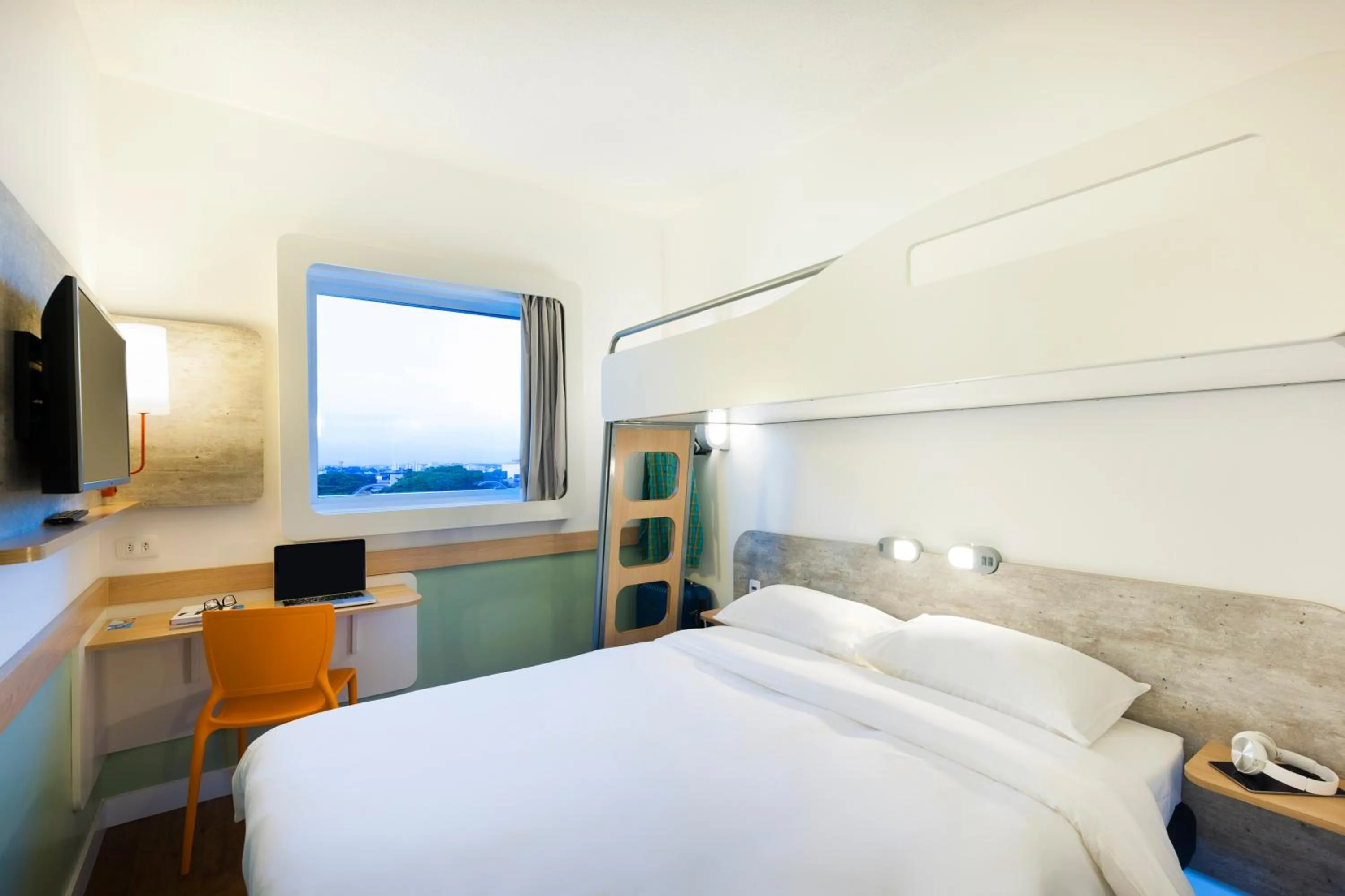 Photo of the whole room, Bed in ibis budget Campinas Aquidaban