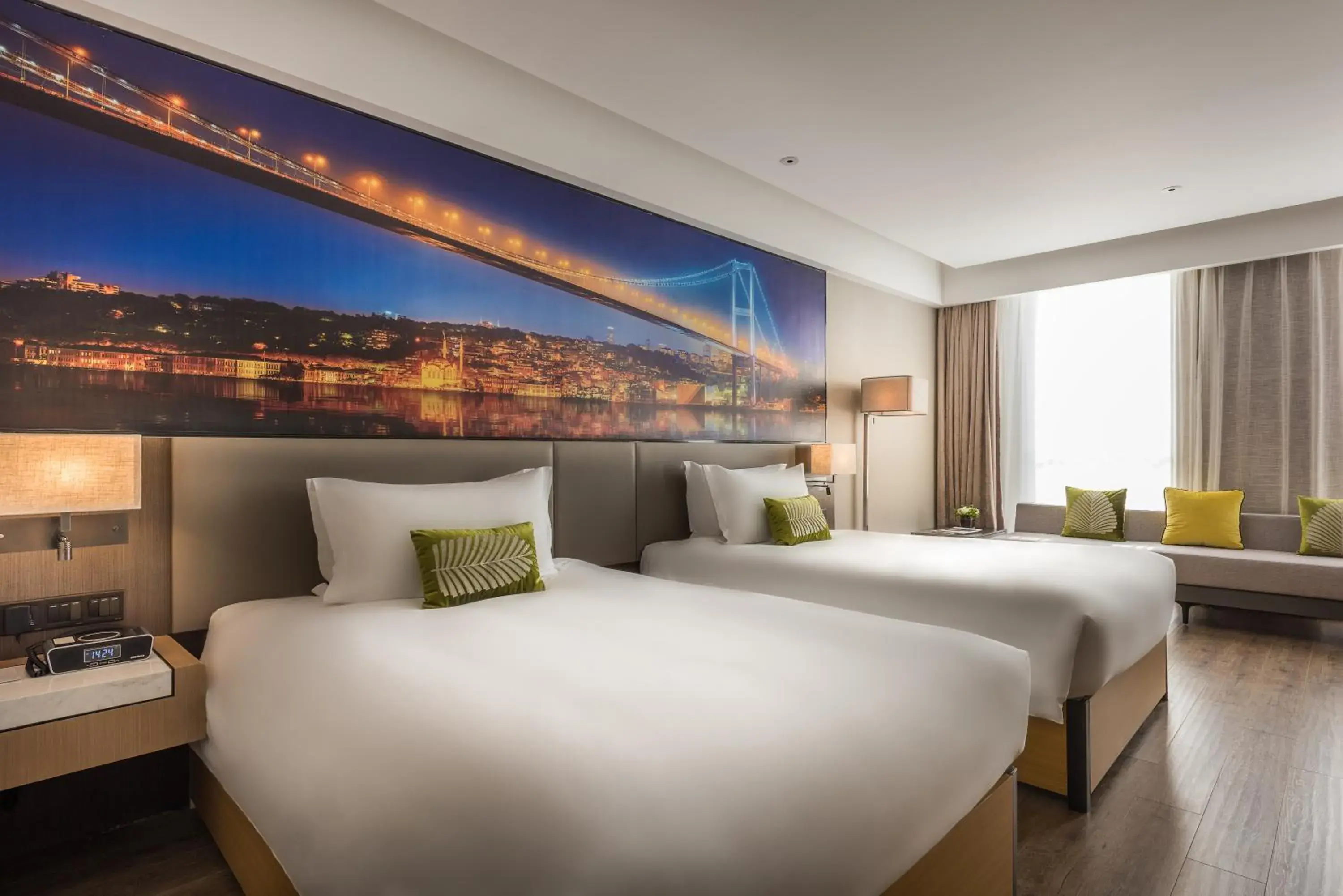 Bed in Mercure Shanghai Hongqiao Railway Station Bed in Mercure Shanghai Hongqiao Railway Station