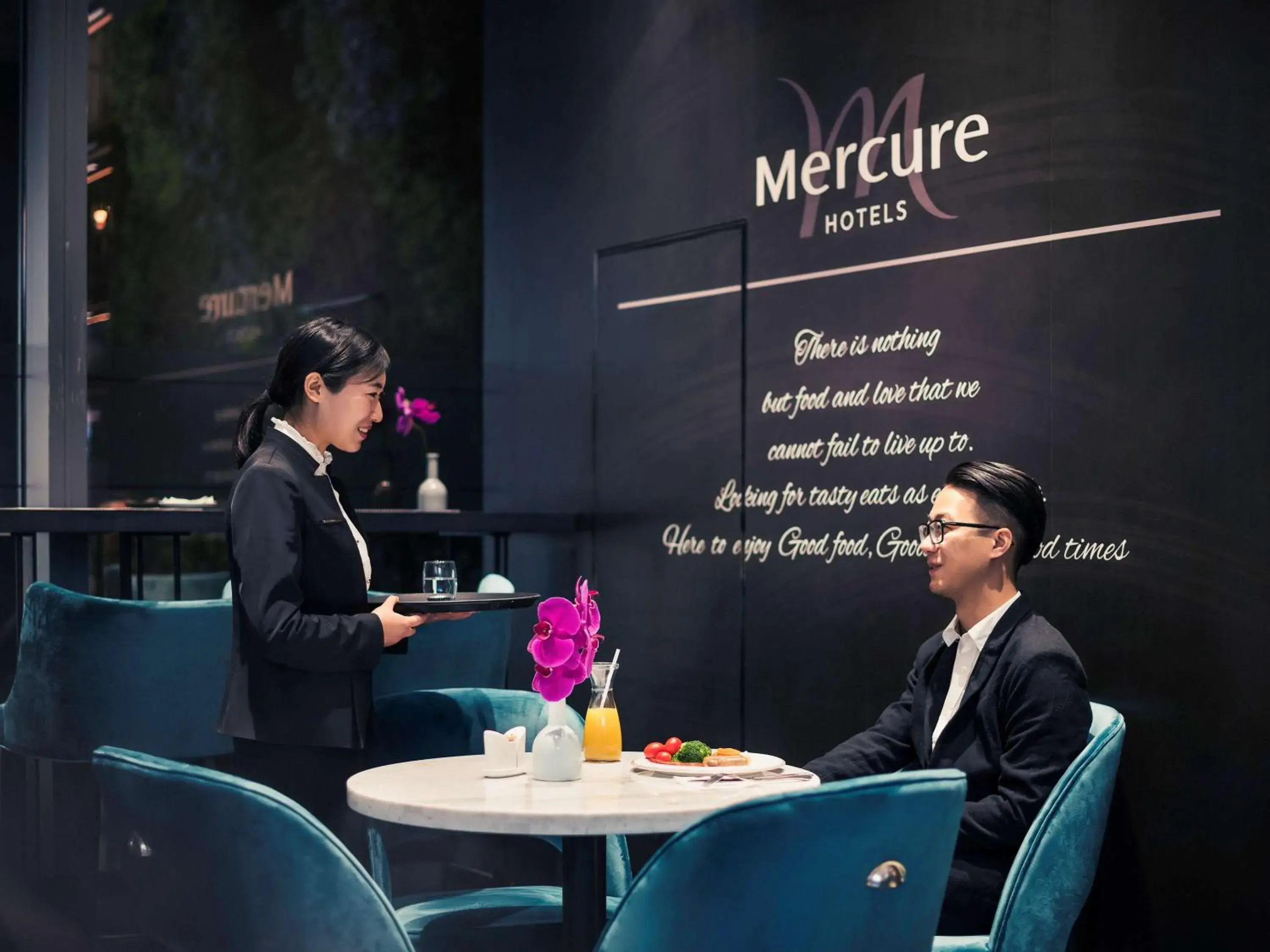 Restaurant/places to eat in Mercure Shanghai Hongqiao Railway Station Restaurant/places to eat in Mercure Shanghai Hongqiao Railway Station