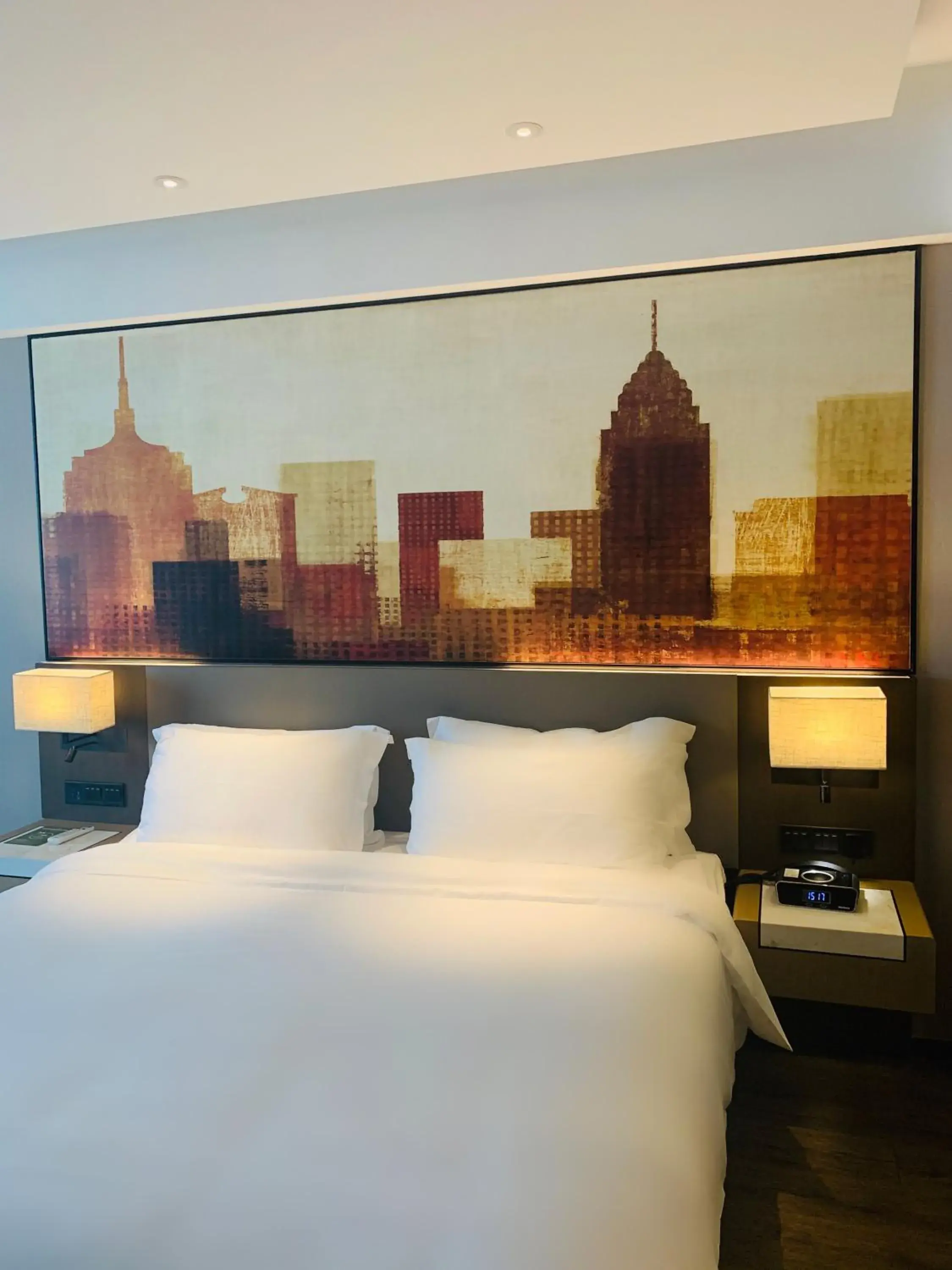 Bed in Mercure Shanghai Hongqiao Railway Station Bed in Mercure Shanghai Hongqiao Railway Station