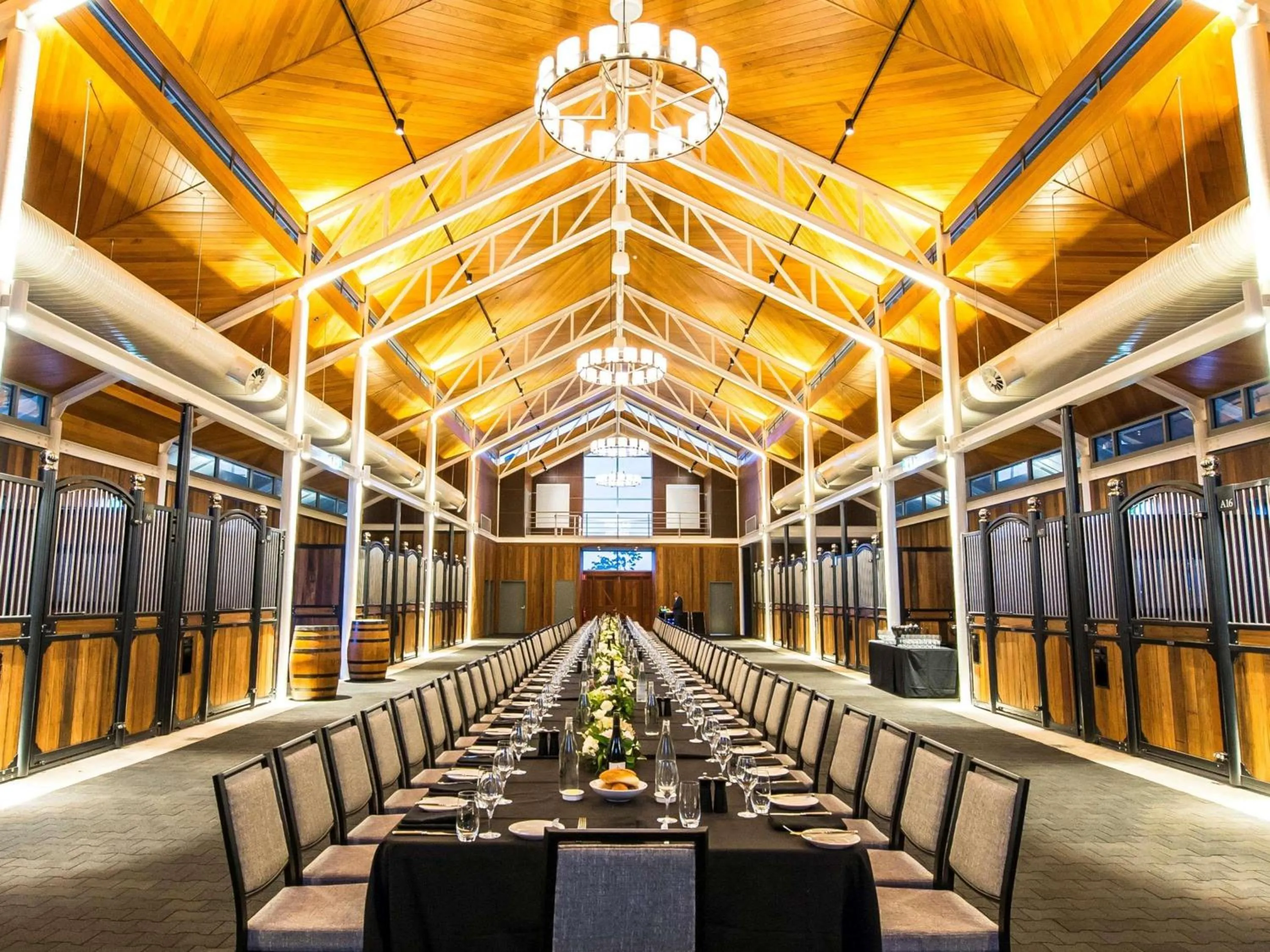 Meeting/conference room in The William Inglis Mgallery