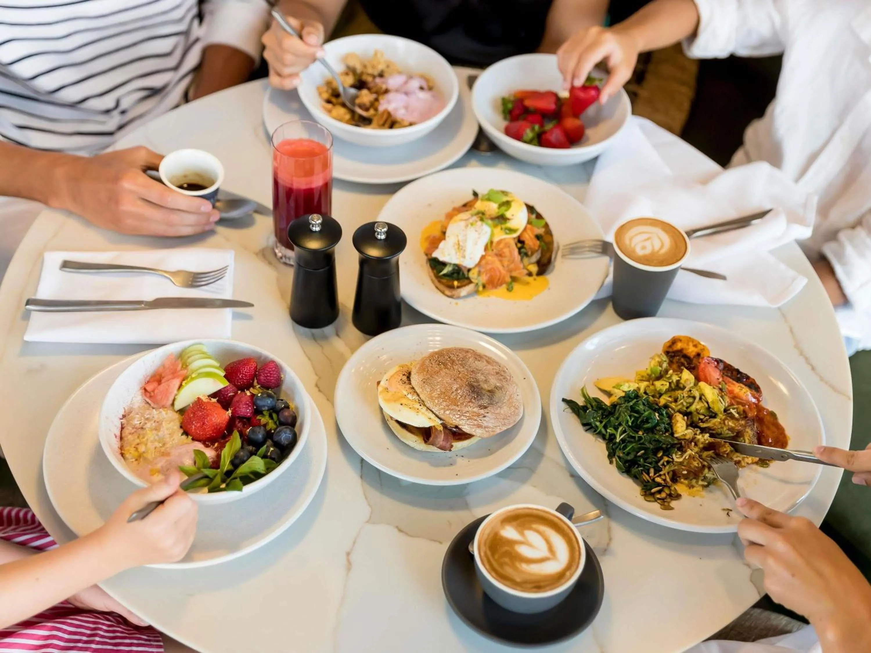 Breakfast in The William Inglis Mgallery