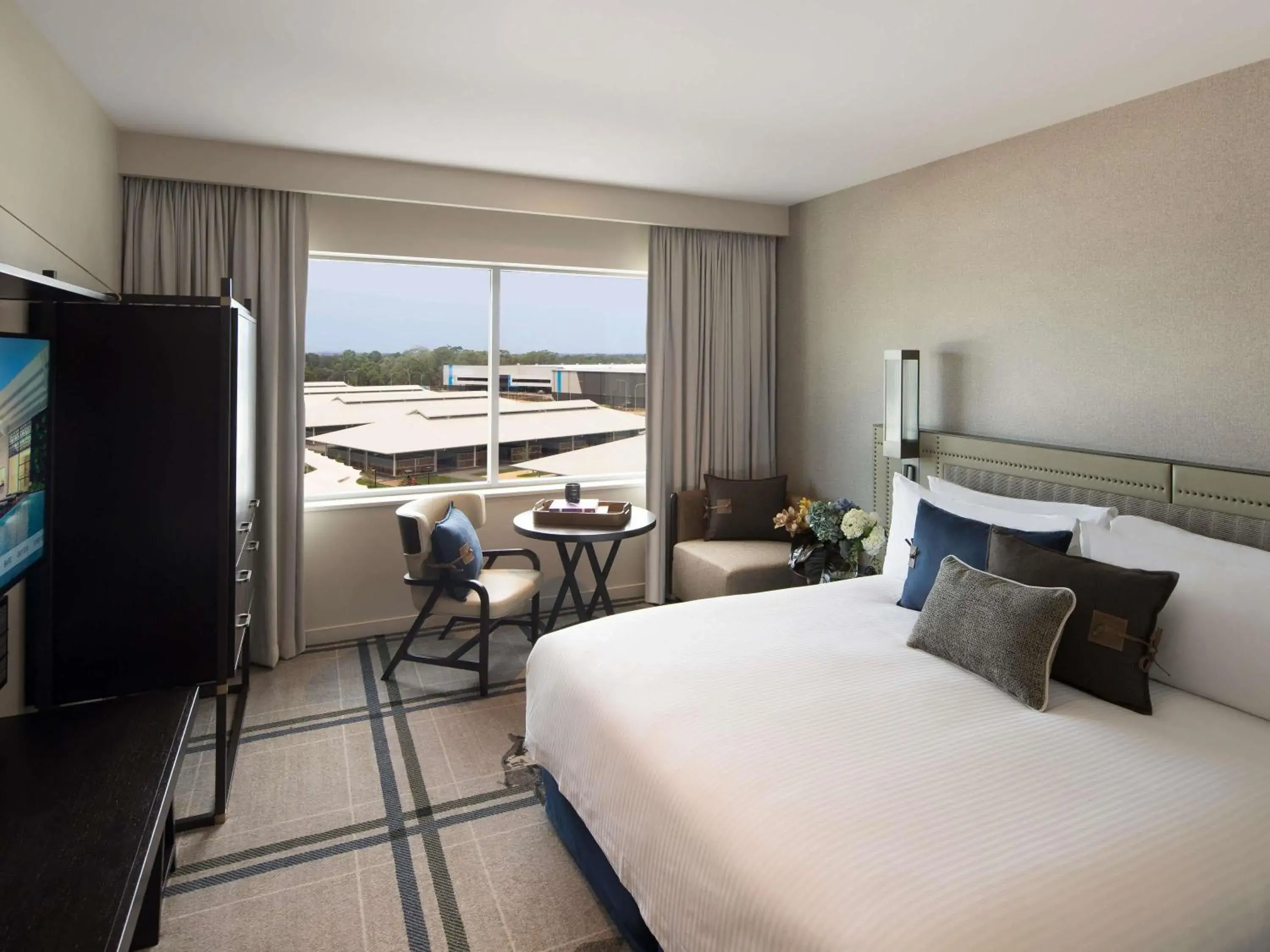 Superior King Room in The William Inglis Mgallery Superior King Room in The William Inglis Mgallery