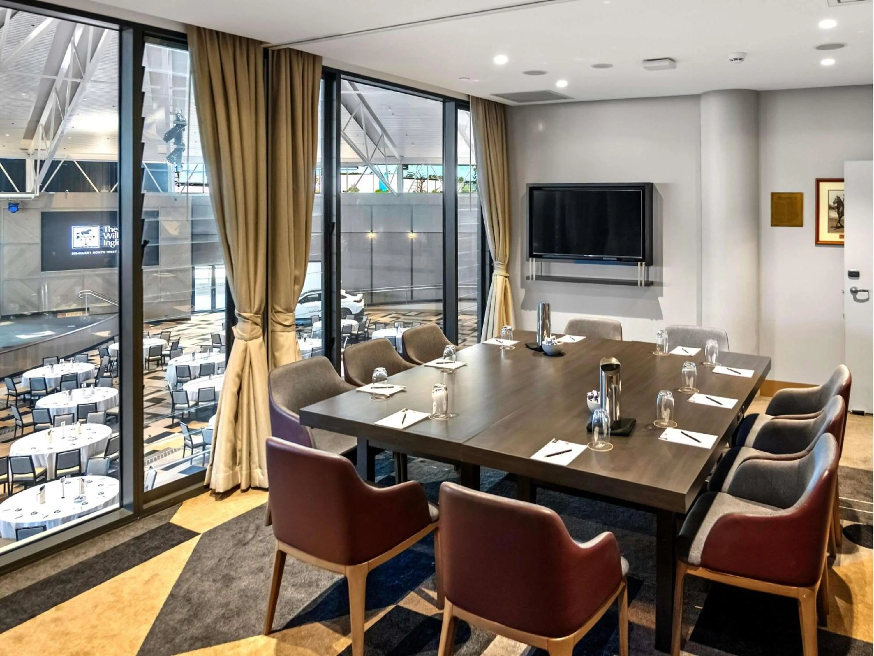 Meeting/conference room in The William Inglis Mgallery