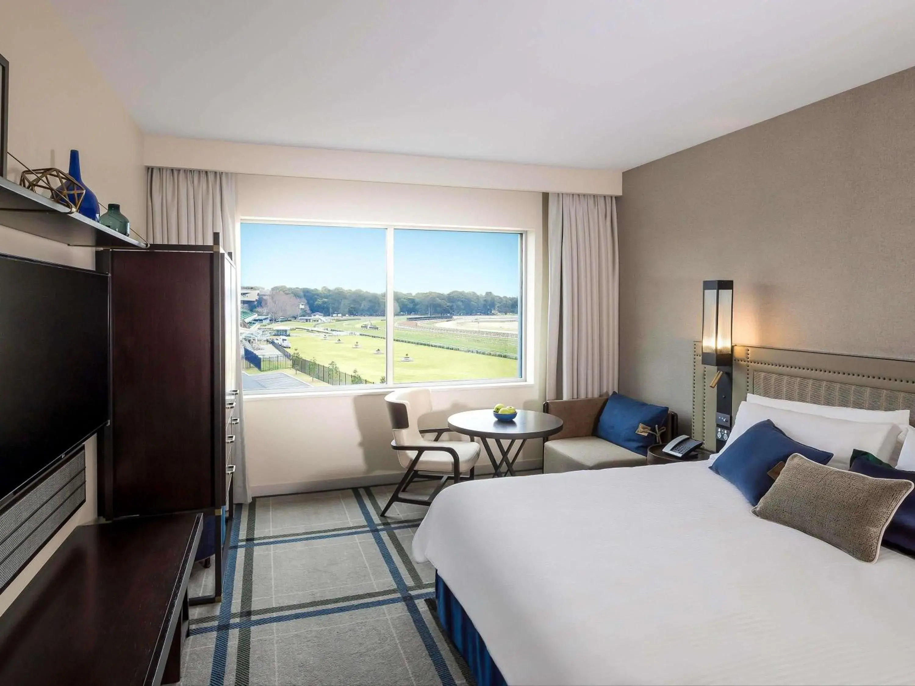 Property building, Bed in The William Inglis Mgallery Property building, Bed in The William Inglis Mgallery