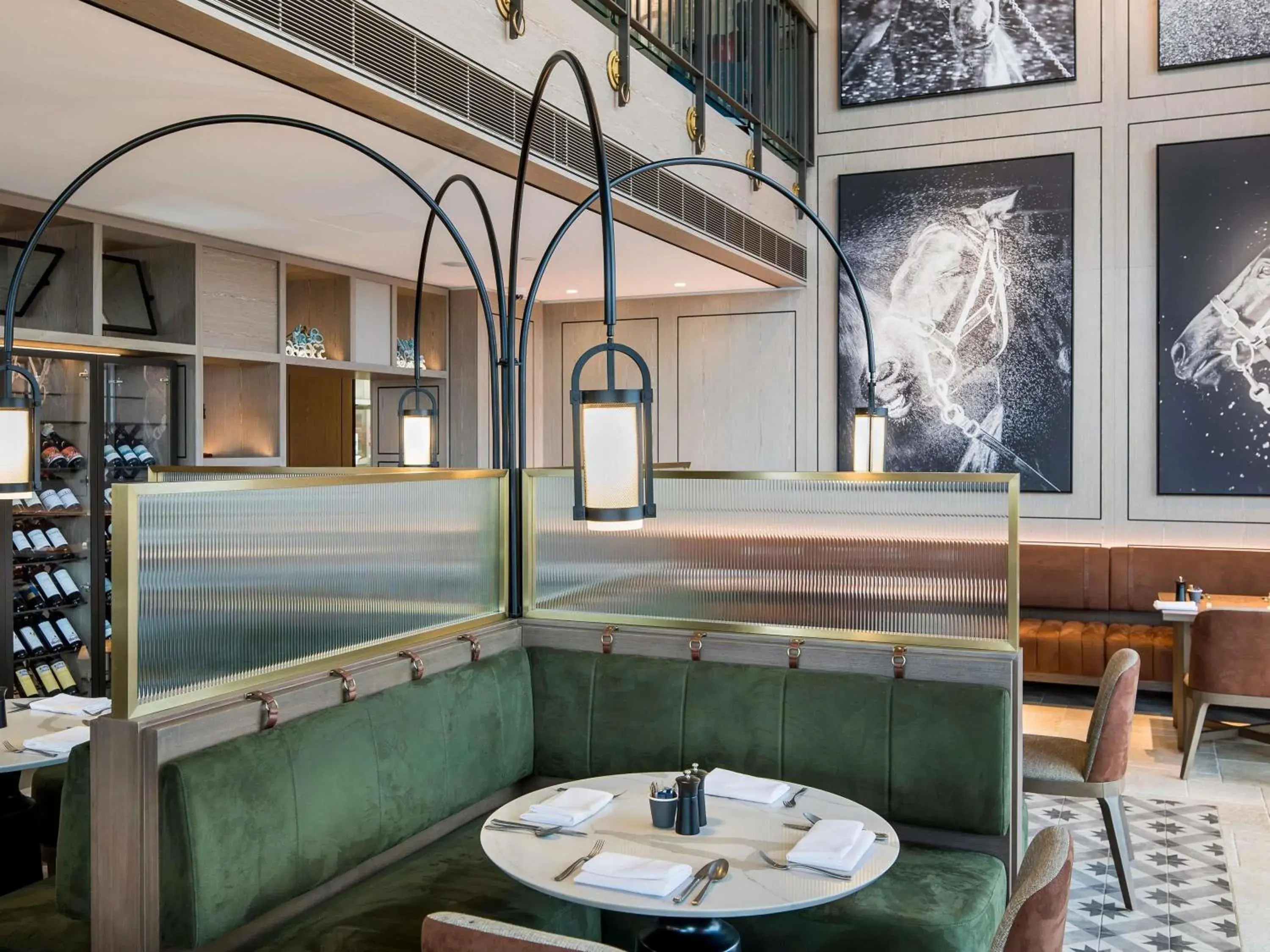 Restaurant/places to eat in The William Inglis Mgallery Restaurant/places to eat in The William Inglis Mgallery