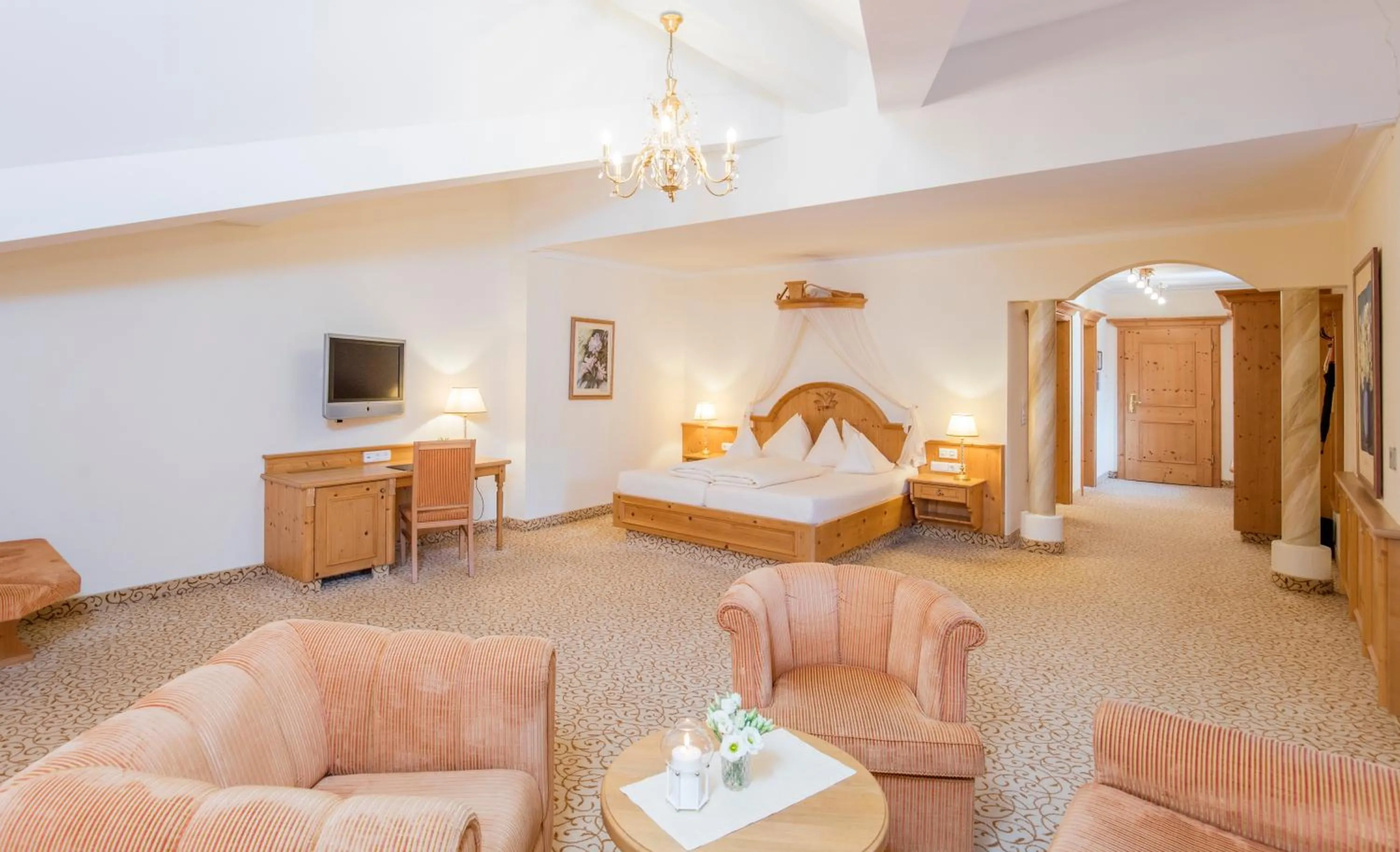 Photo of the whole room, Bed in Der Lärchenhof