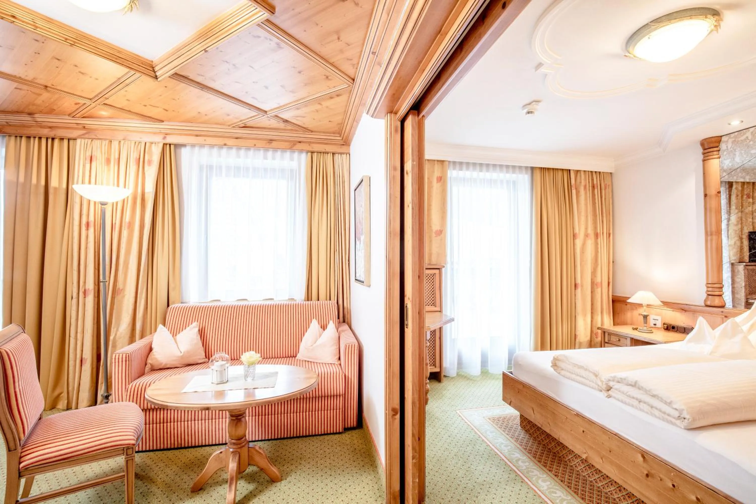 Photo of the whole room, Bed in Der Lärchenhof