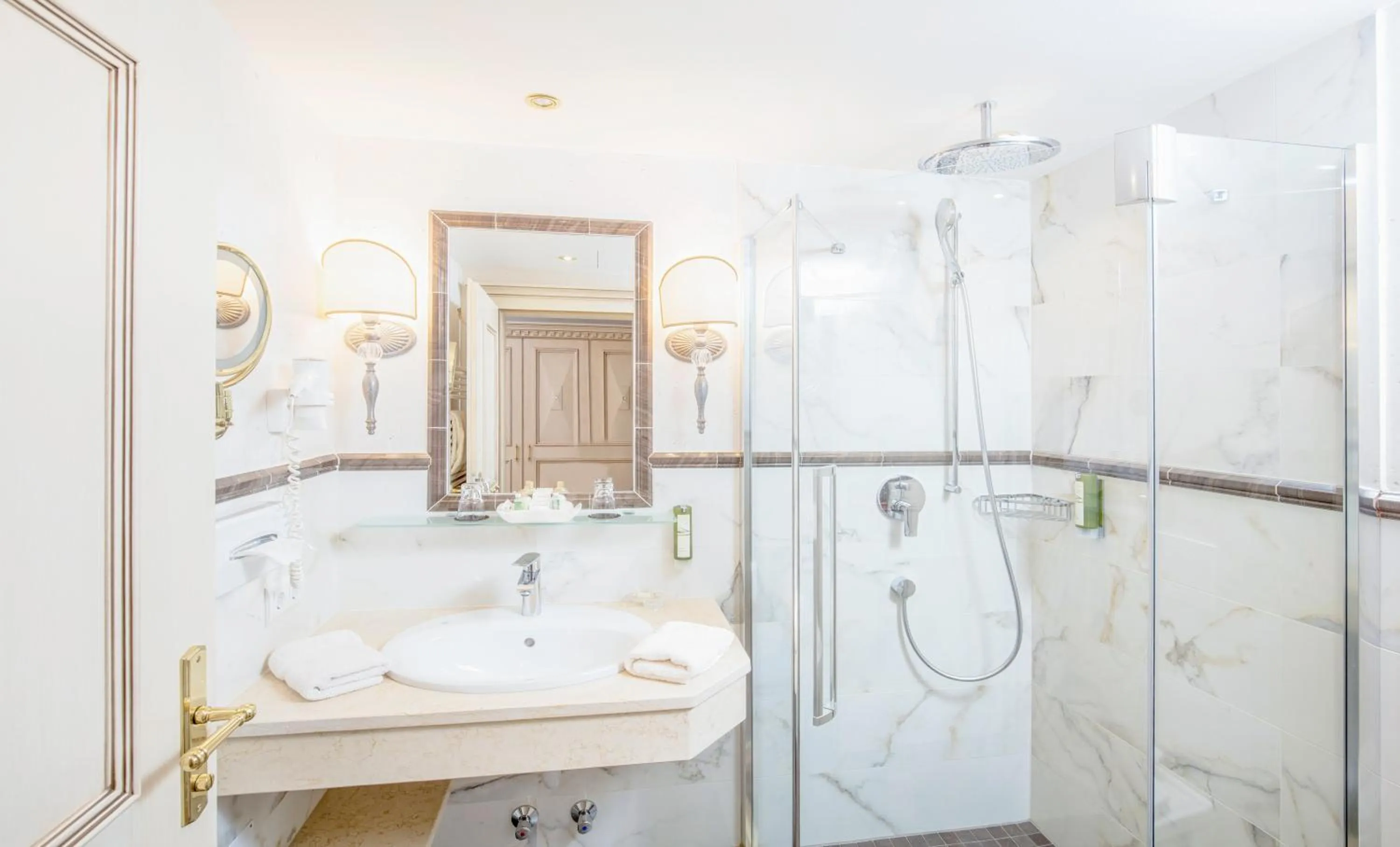 Photo of the whole room in Der Lärchenhof