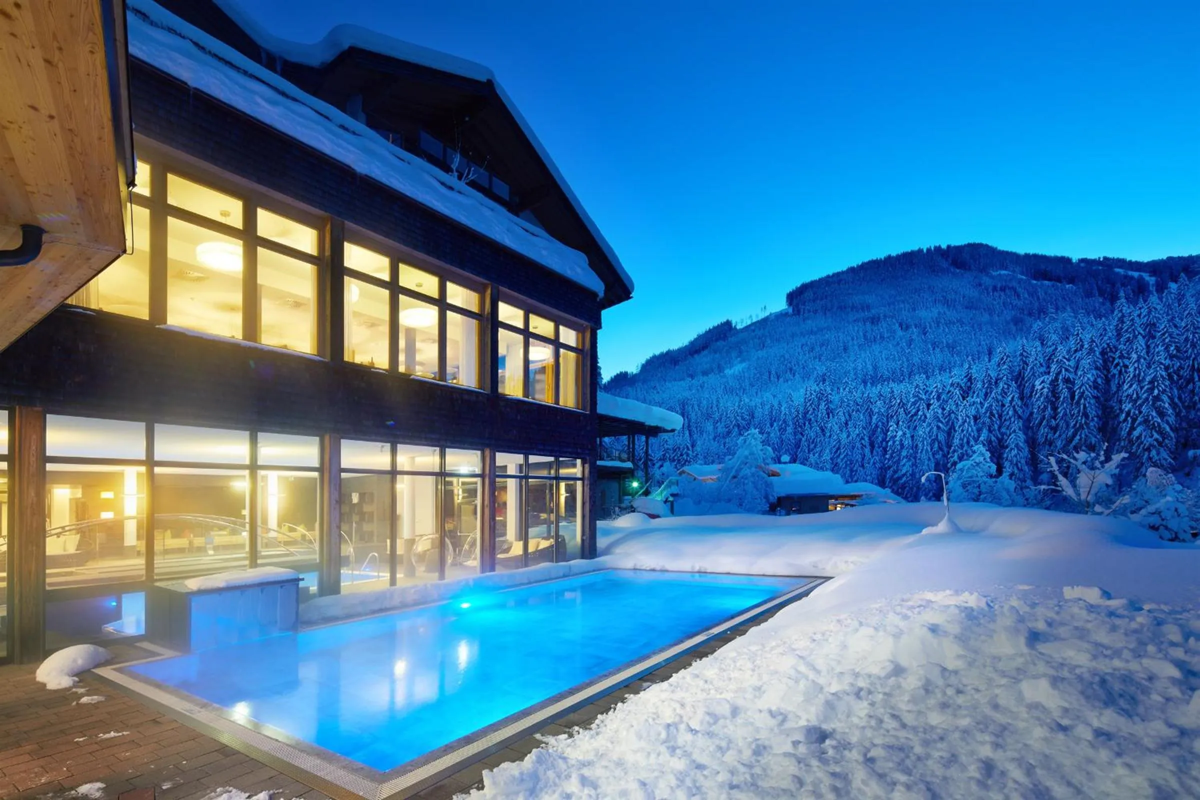 Winter in Almhof Family und Wellness Resort