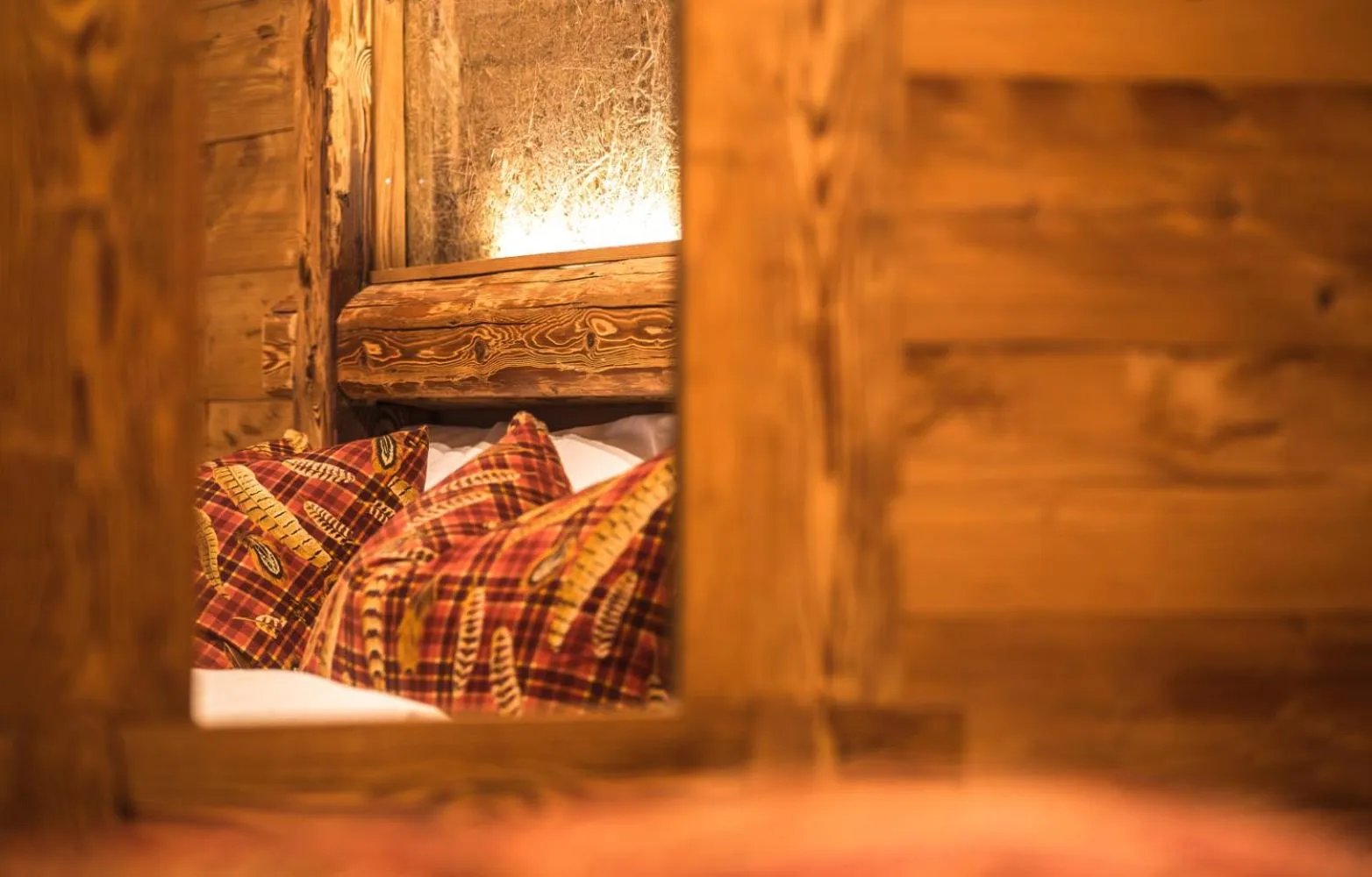 Decorative detail, Bed in LMC Guesthouse